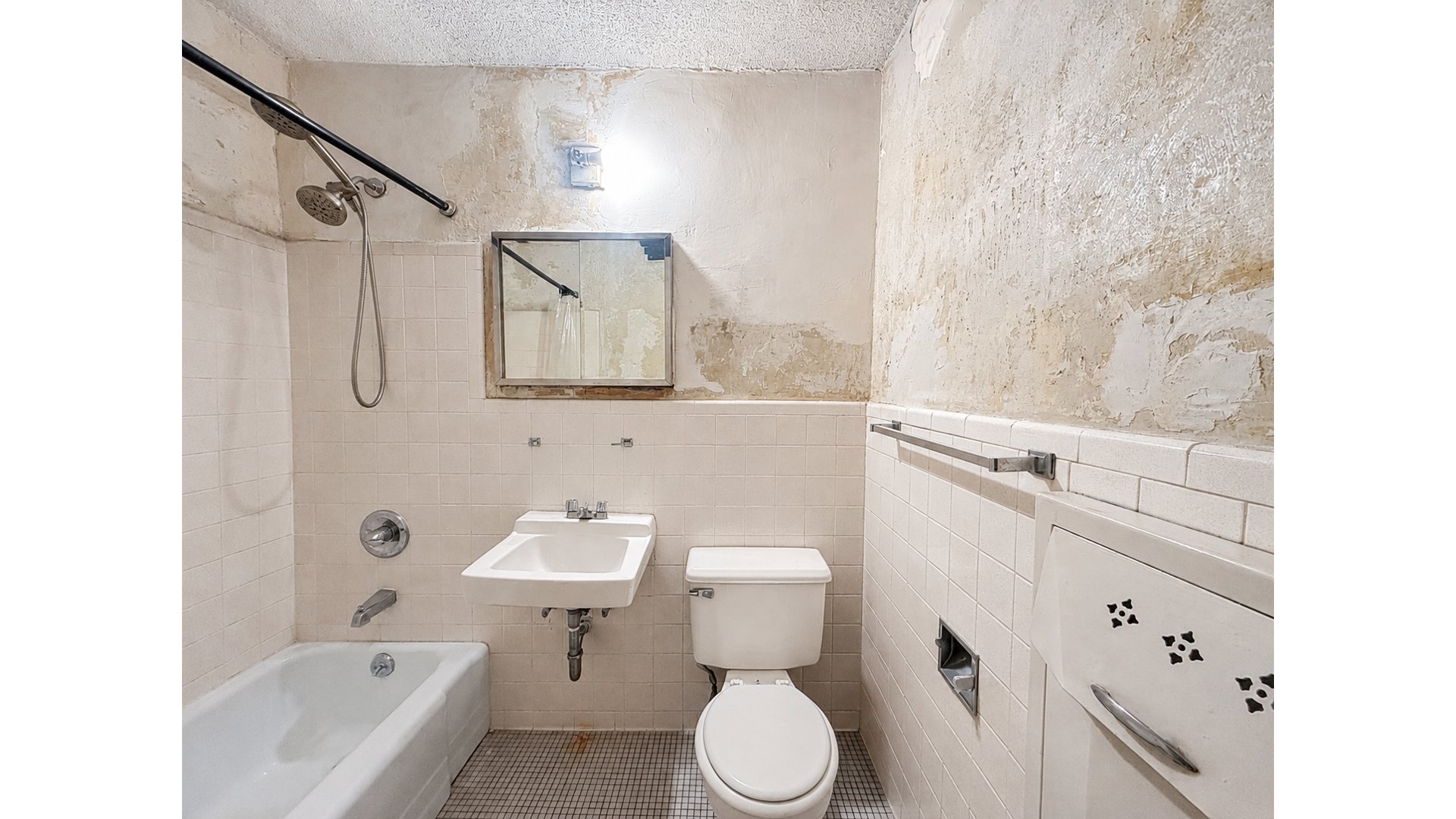 185 Hall Street 701 Clinton Hill Brooklyn NY 11205