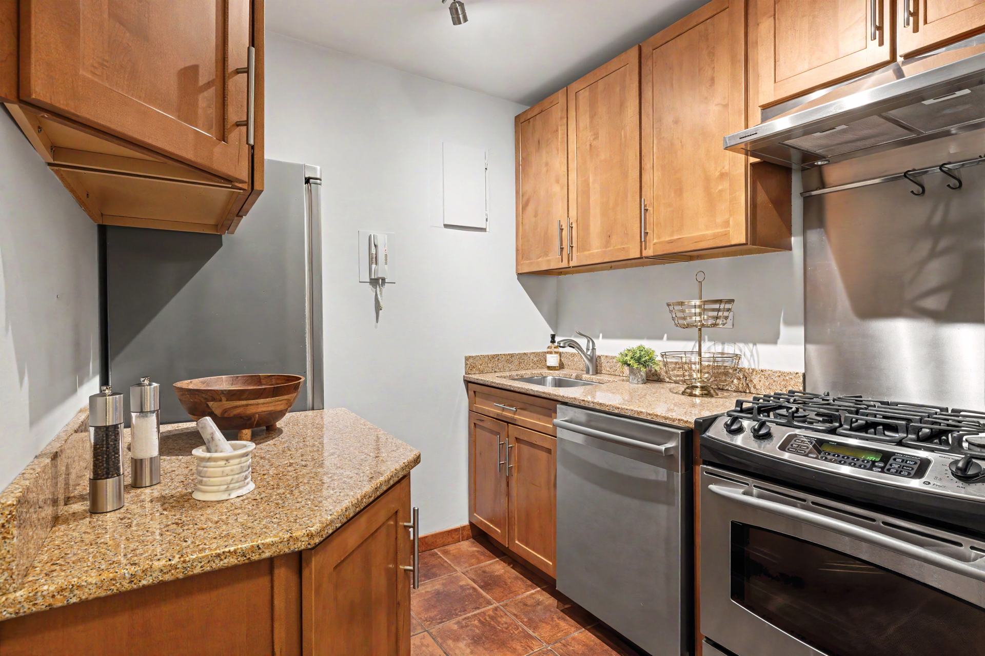 2025 Broadway 18B Lincoln Square New York NY 10023