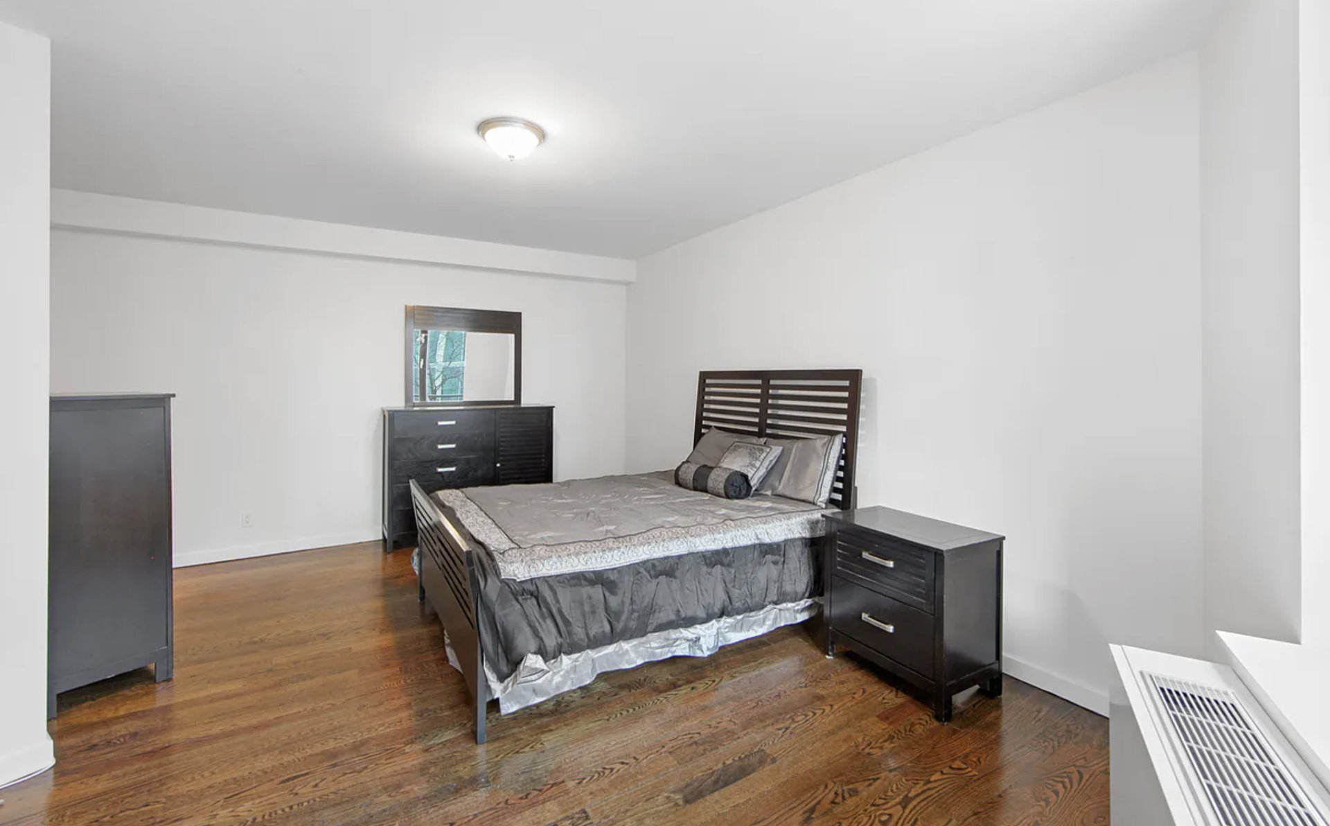 2833 Ocean Parkway 2C Brighton Beach Brooklyn NY 11235
