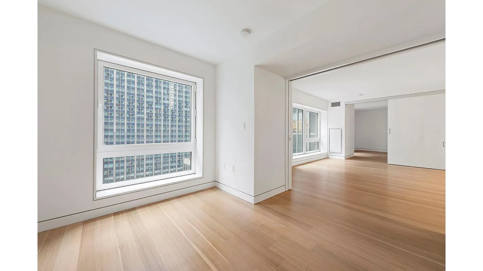 135 West 52nd Street 16F Midtown West New York NY 10019
