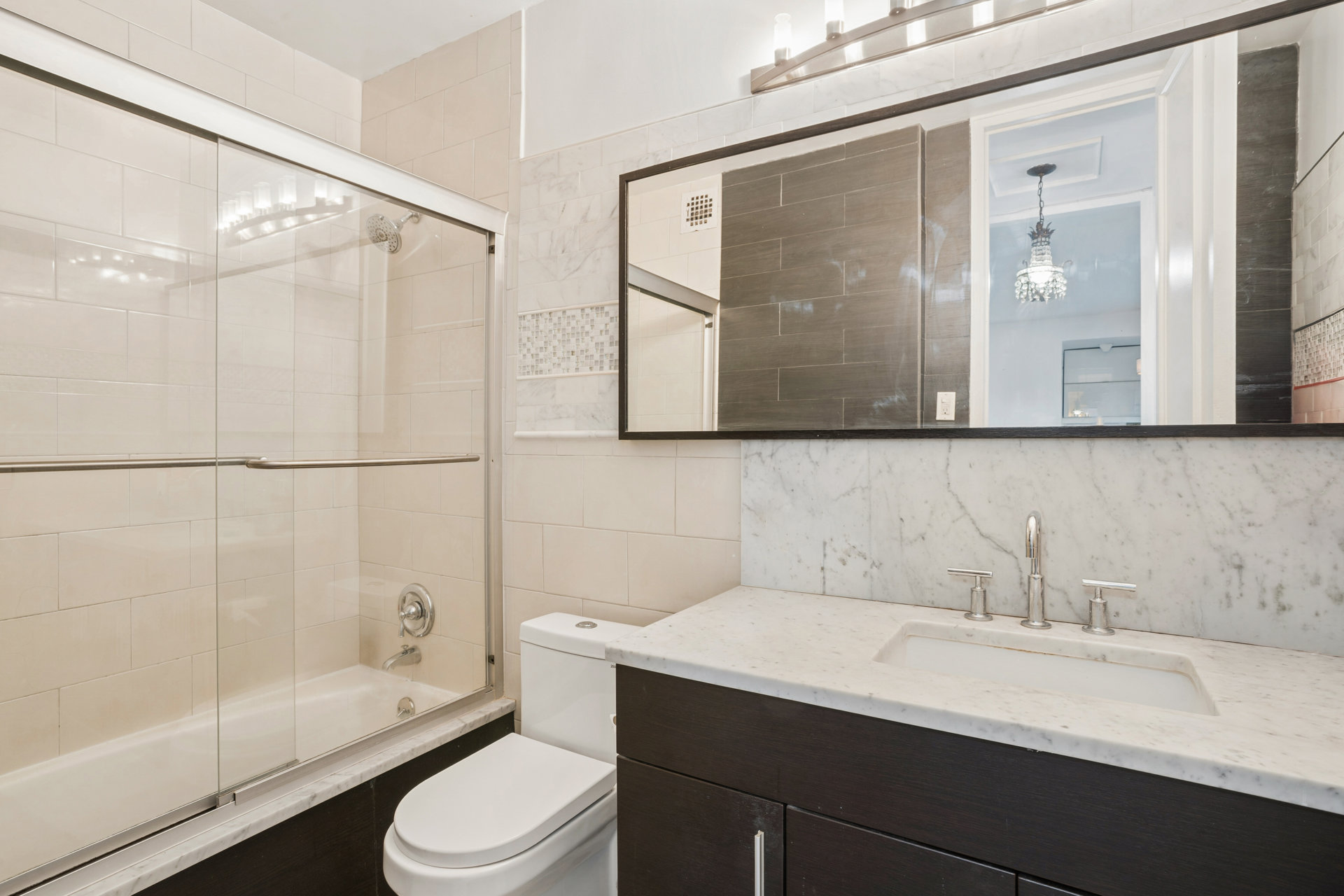 300 East 40th Street 31C Murray Hill New York NY 10016