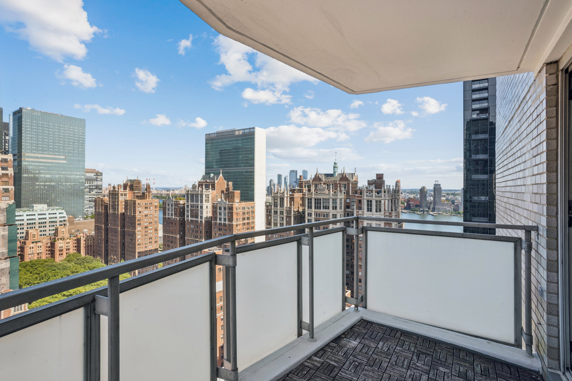 300 East 40th Street 31C Murray Hill New York NY 10016