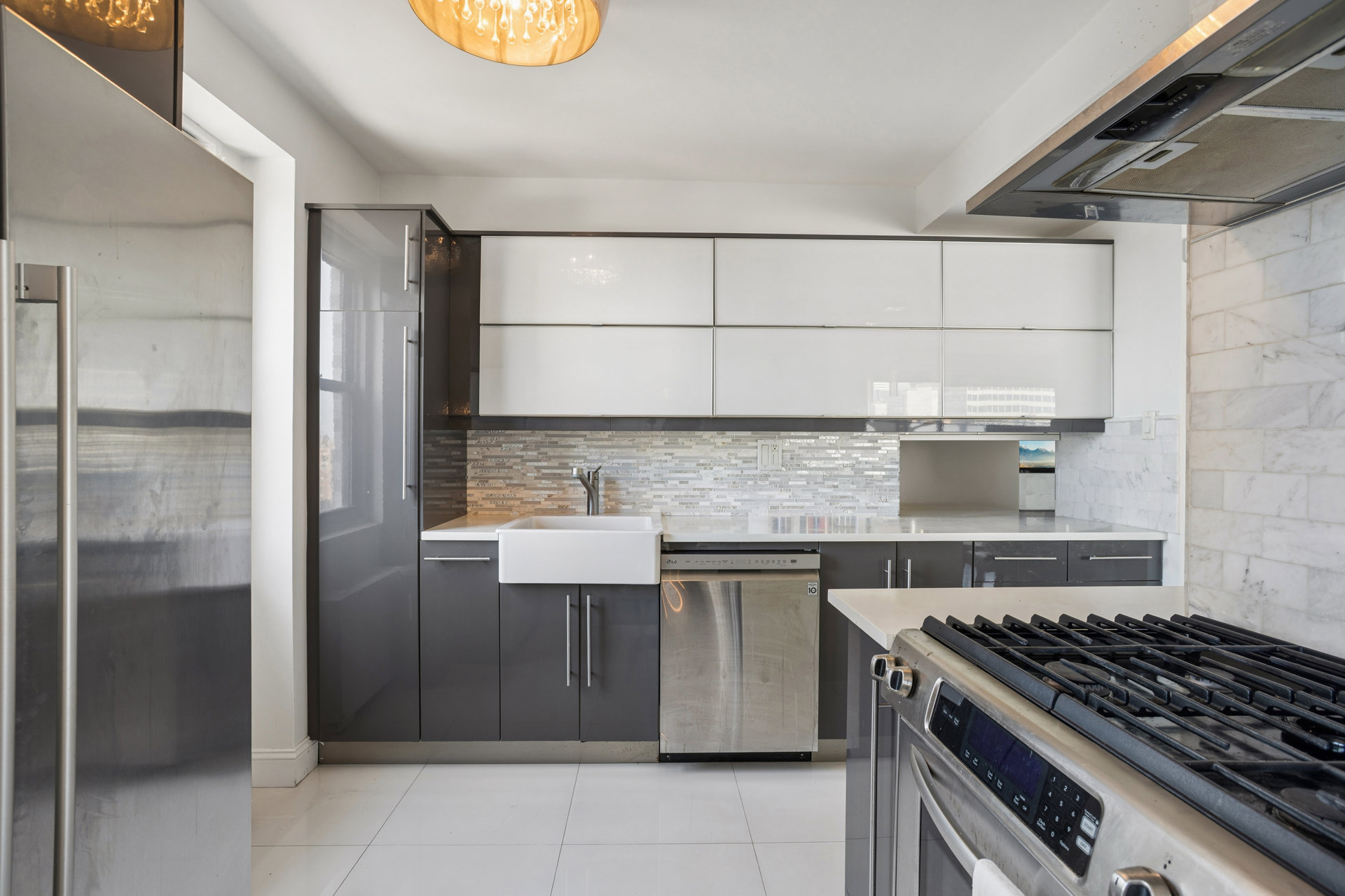 300 East 40th Street 31C Murray Hill New York NY 10016