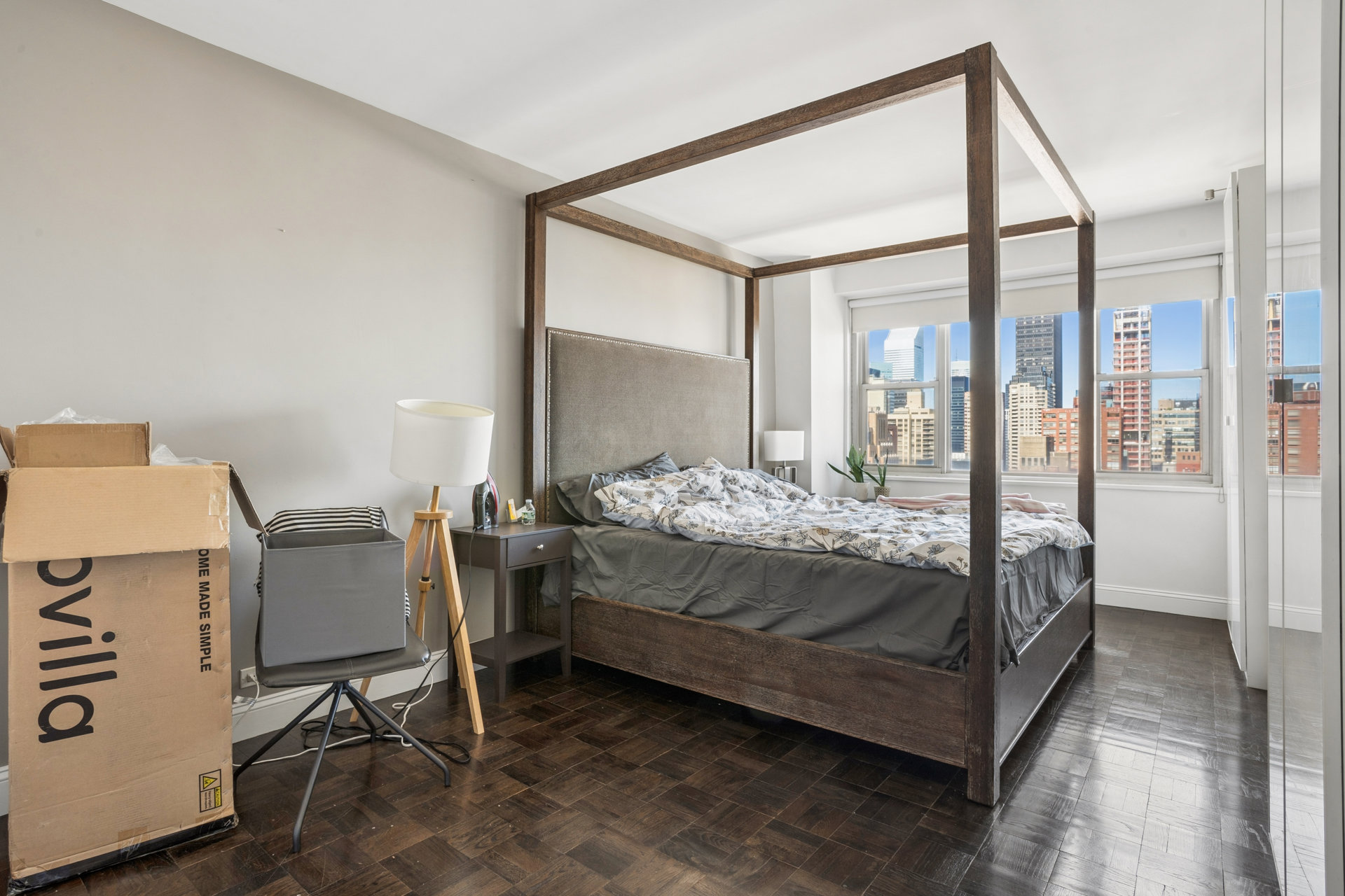 300 East 40th Street 31C Murray Hill New York NY 10016