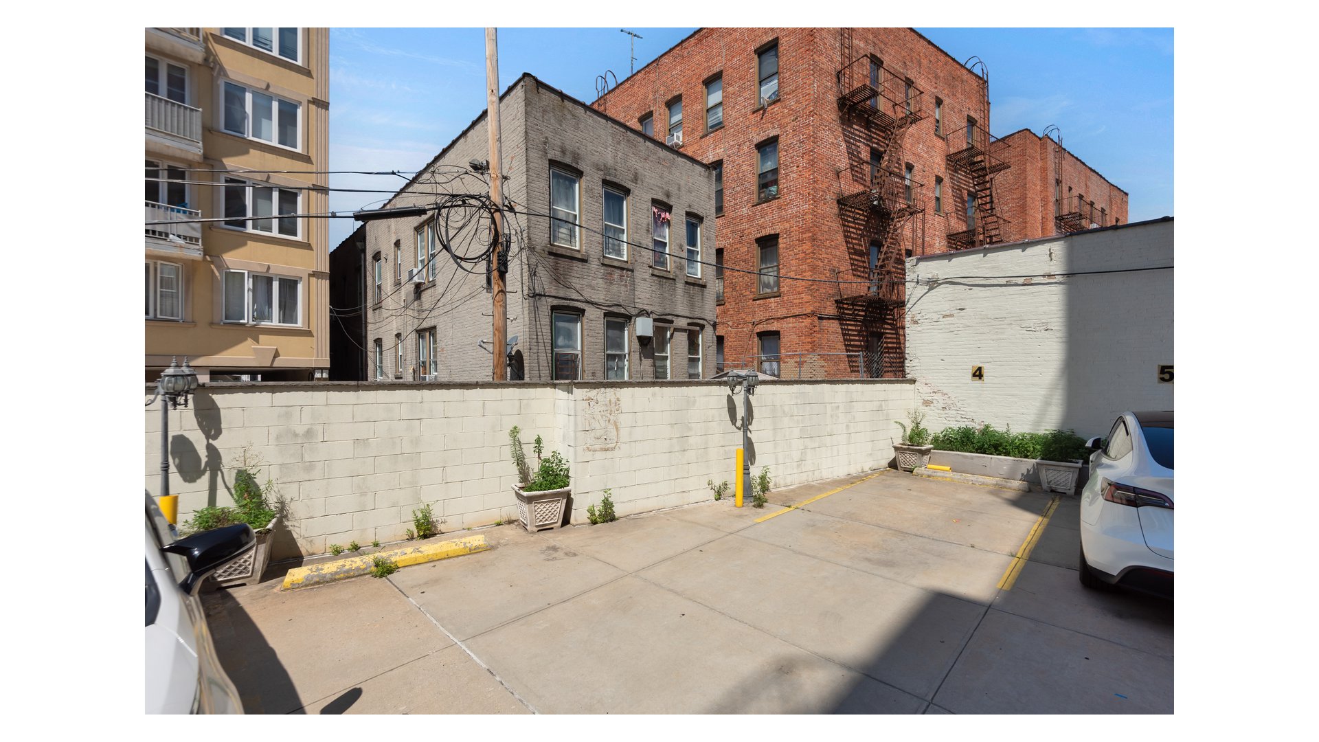 3064 Coney Island Avenue 403 Brighton Beach Brooklyn NY 11235