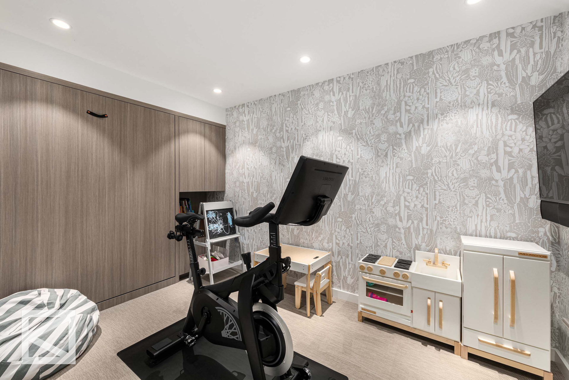 75 Grand Street 4W Soho New York NY 10013