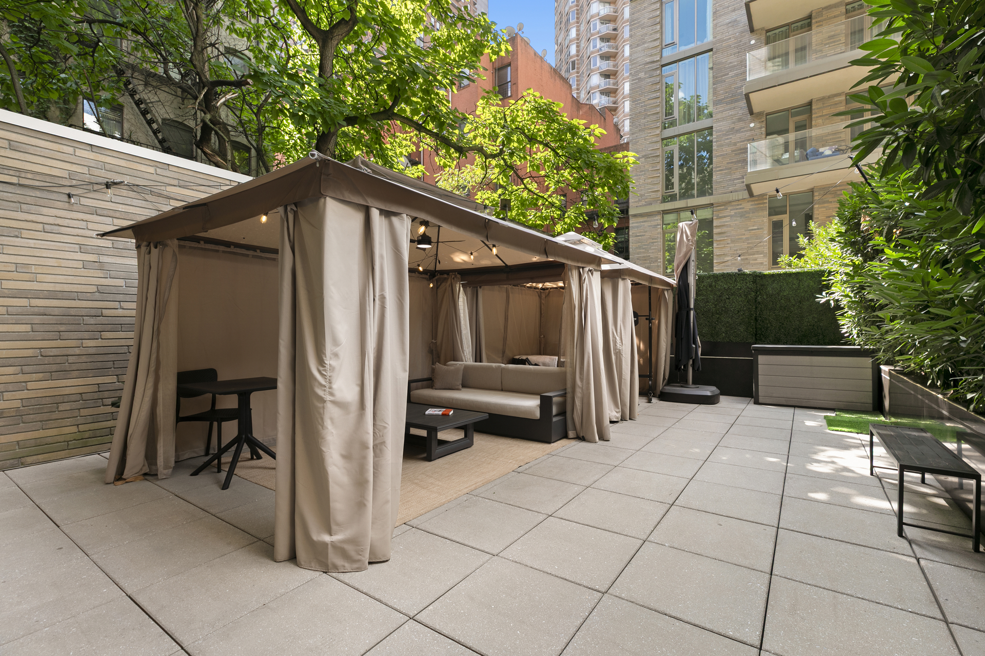 505 West 43rd Street 1C Clinton New York NY 10036