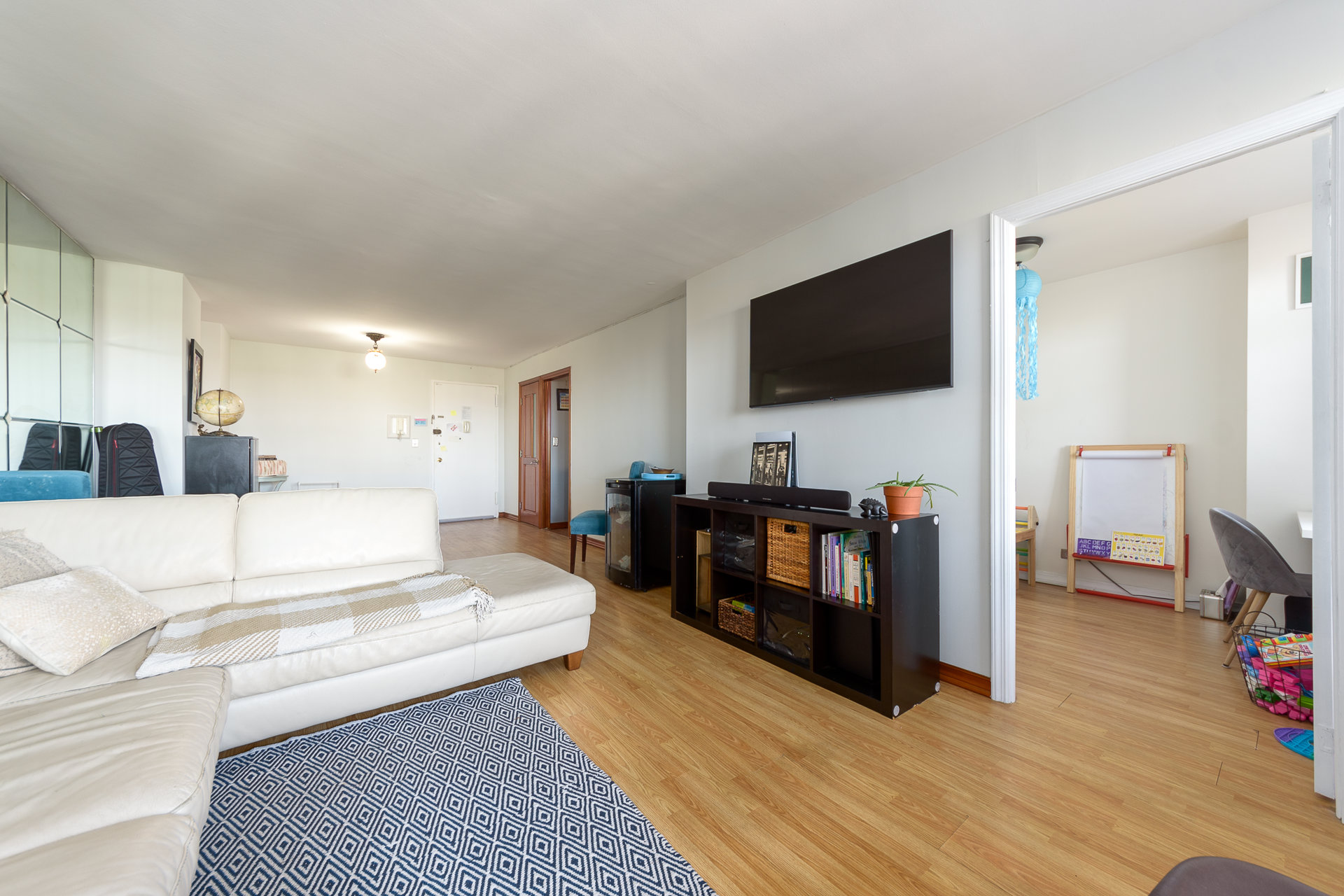 135 Ocean Parkway 8T Kensington Brooklyn NY 11218