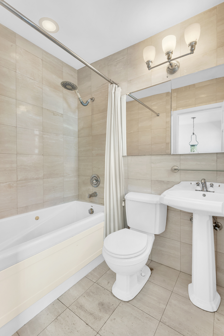 467 West 22nd Street Chelsea New York NY 10011