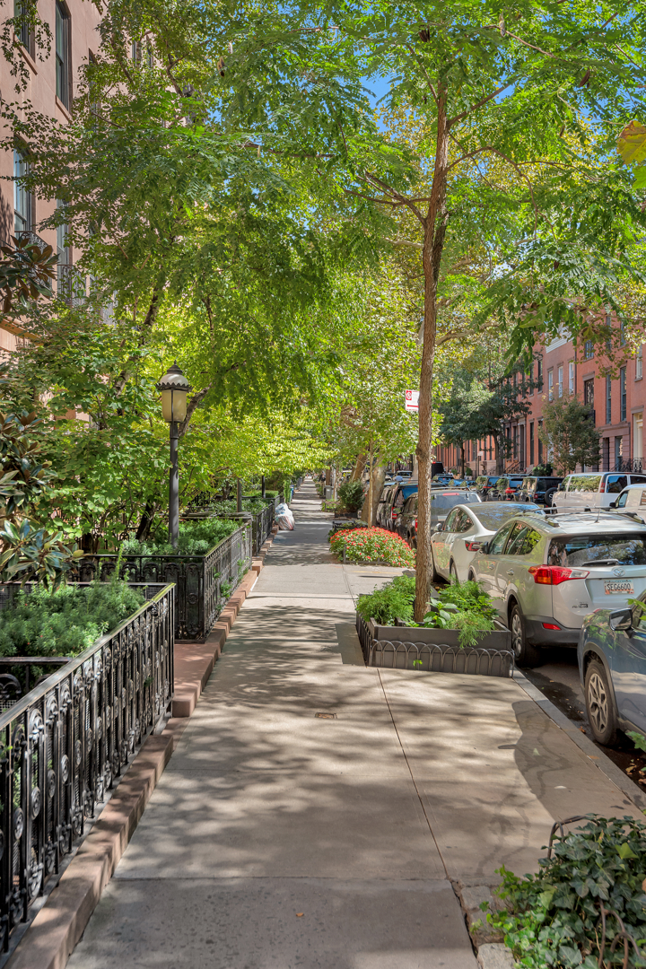 467 West 22nd Street Chelsea New York NY 10011