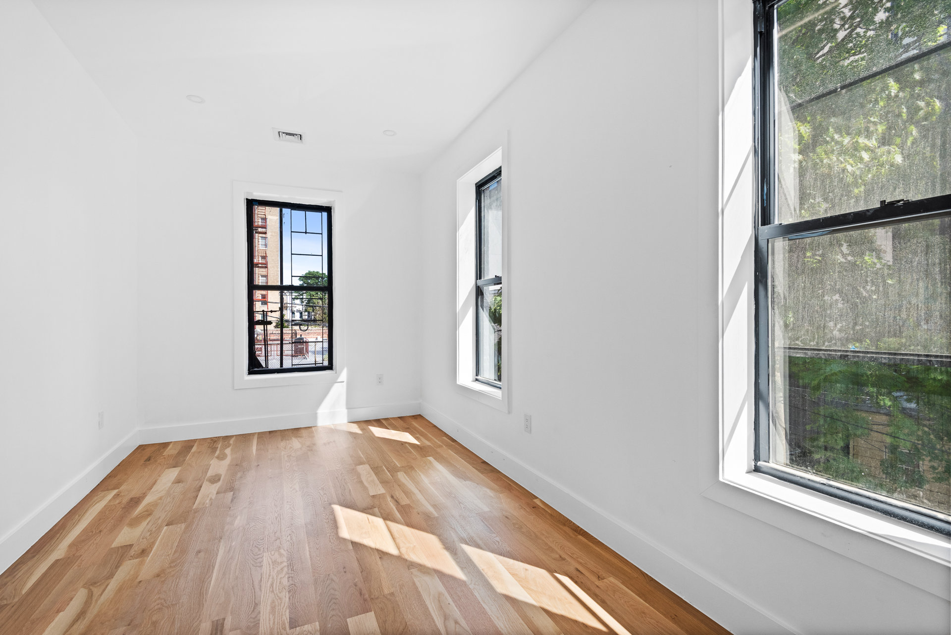 259 East 28th Street Flatbush Brooklyn NY 11226