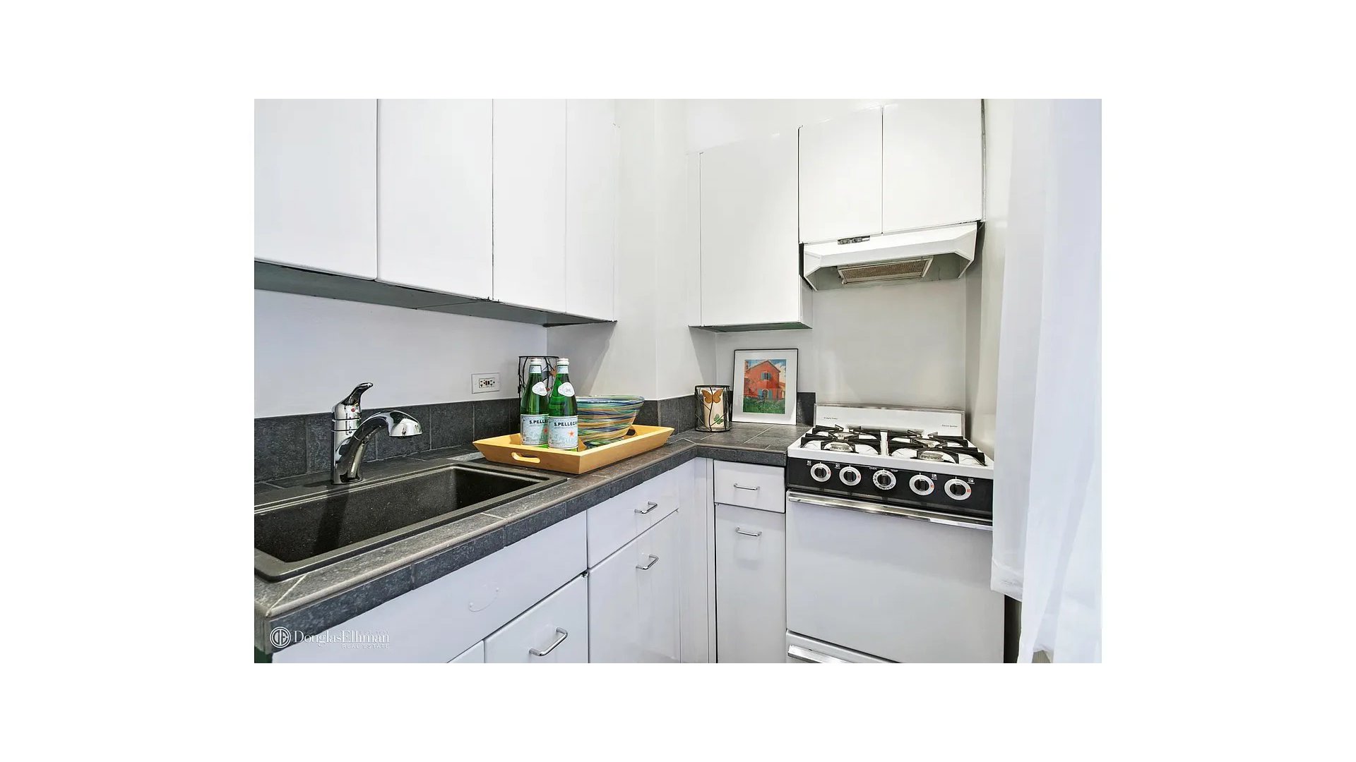 400 East 52nd Street Beekman Place New York NY 10022