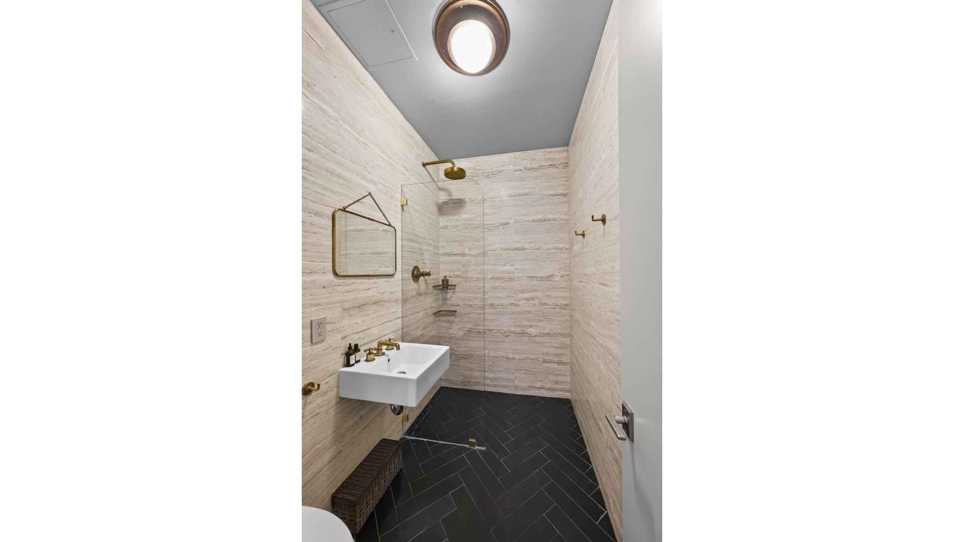 374 Broome Street Little Italy New York NY 10013