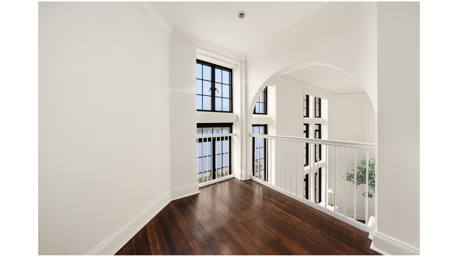 5 Tudor City Place PH7 Tudor City New York NY 10017
