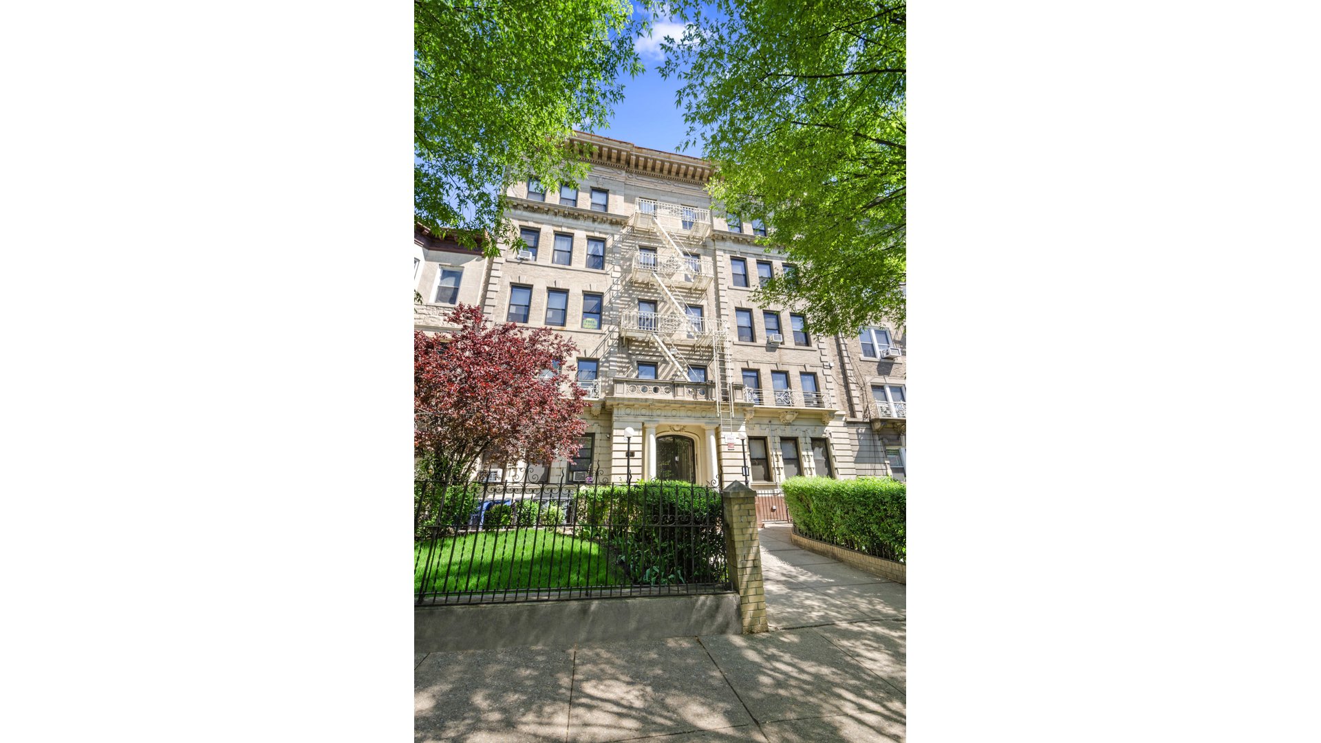 465 Eastern Parkway D Crown Heights Brooklyn NY 11216