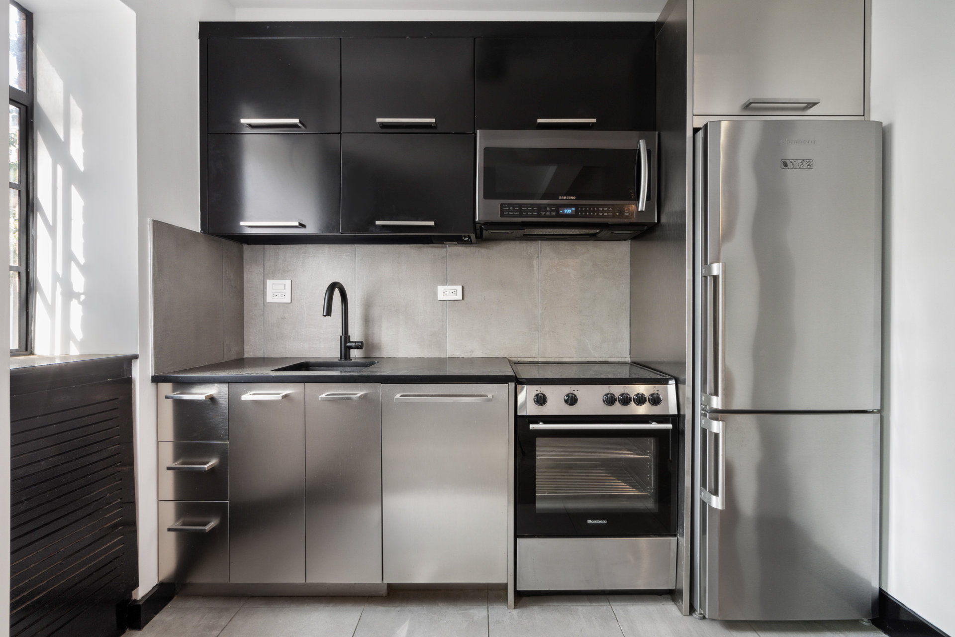 25 Monroe Place 9E Brooklyn Heights Brooklyn NY 11201
