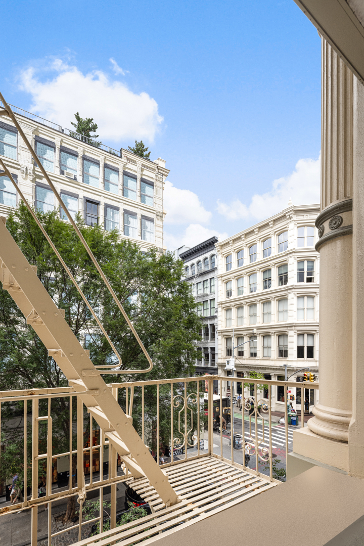 102 Prince Street 2NDFLOOR Soho New York NY 10012