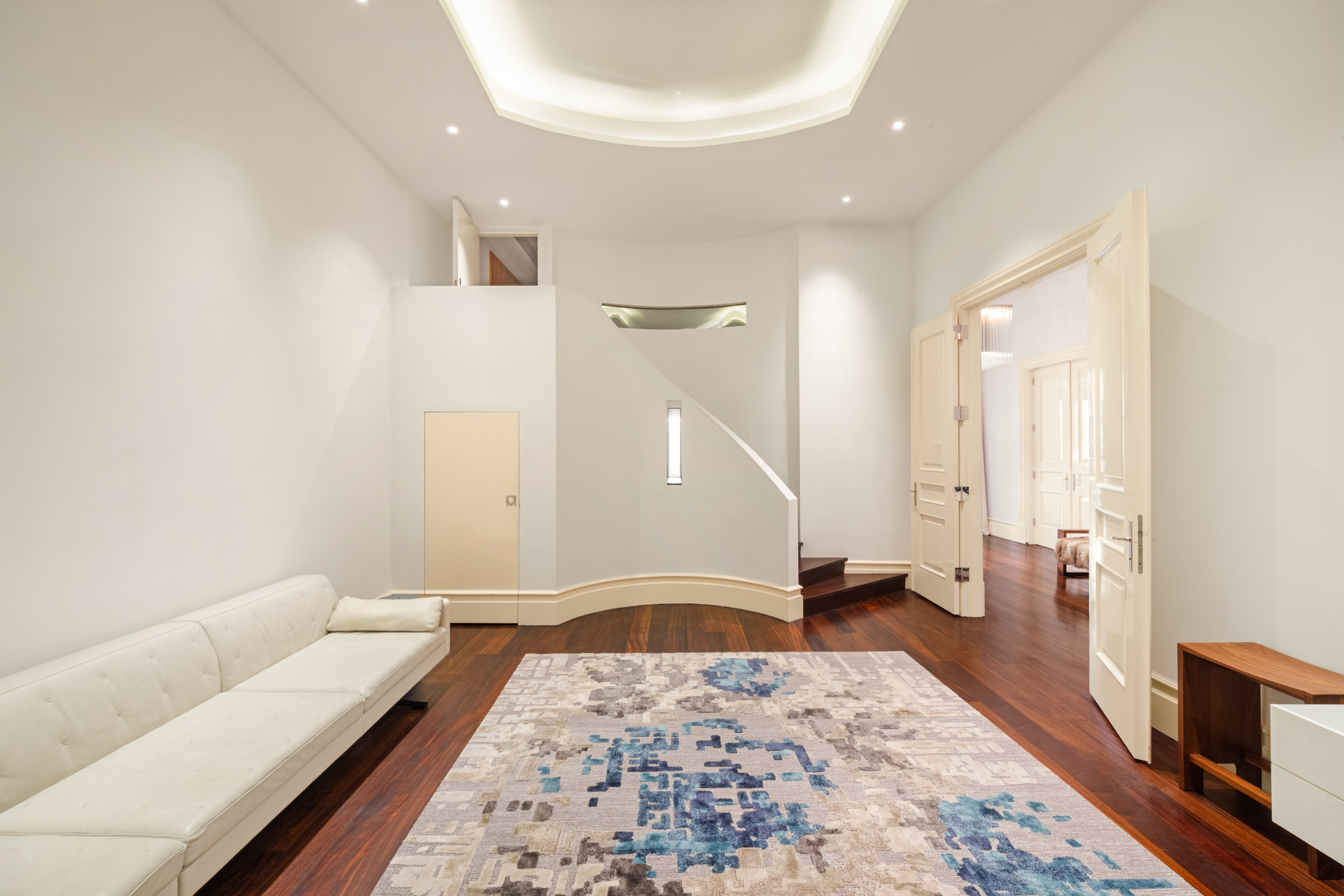 102 Prince Street 2NDFLOOR Soho New York NY 10012