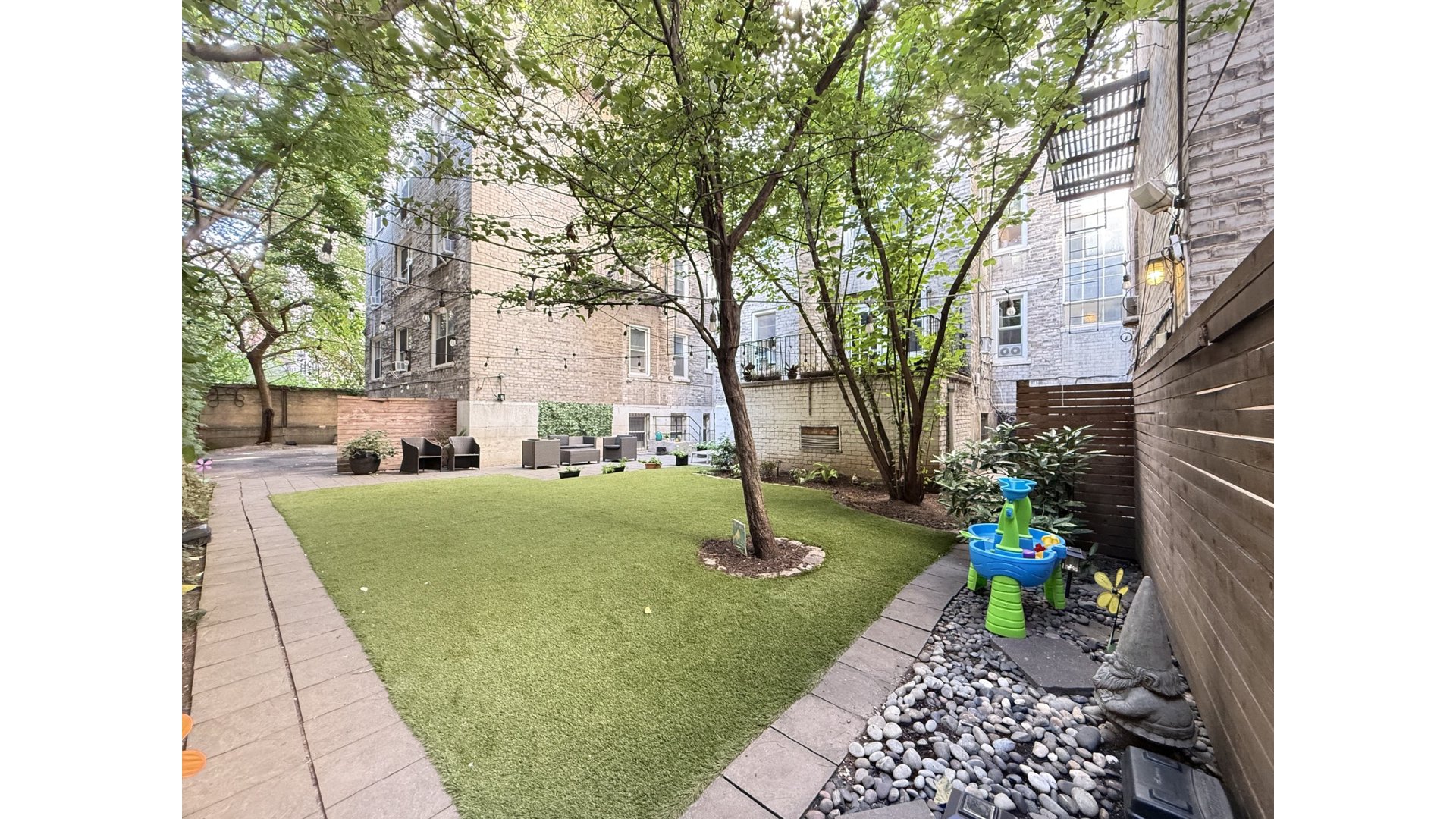 310 West 55th Street 4B Clinton New York NY 10019