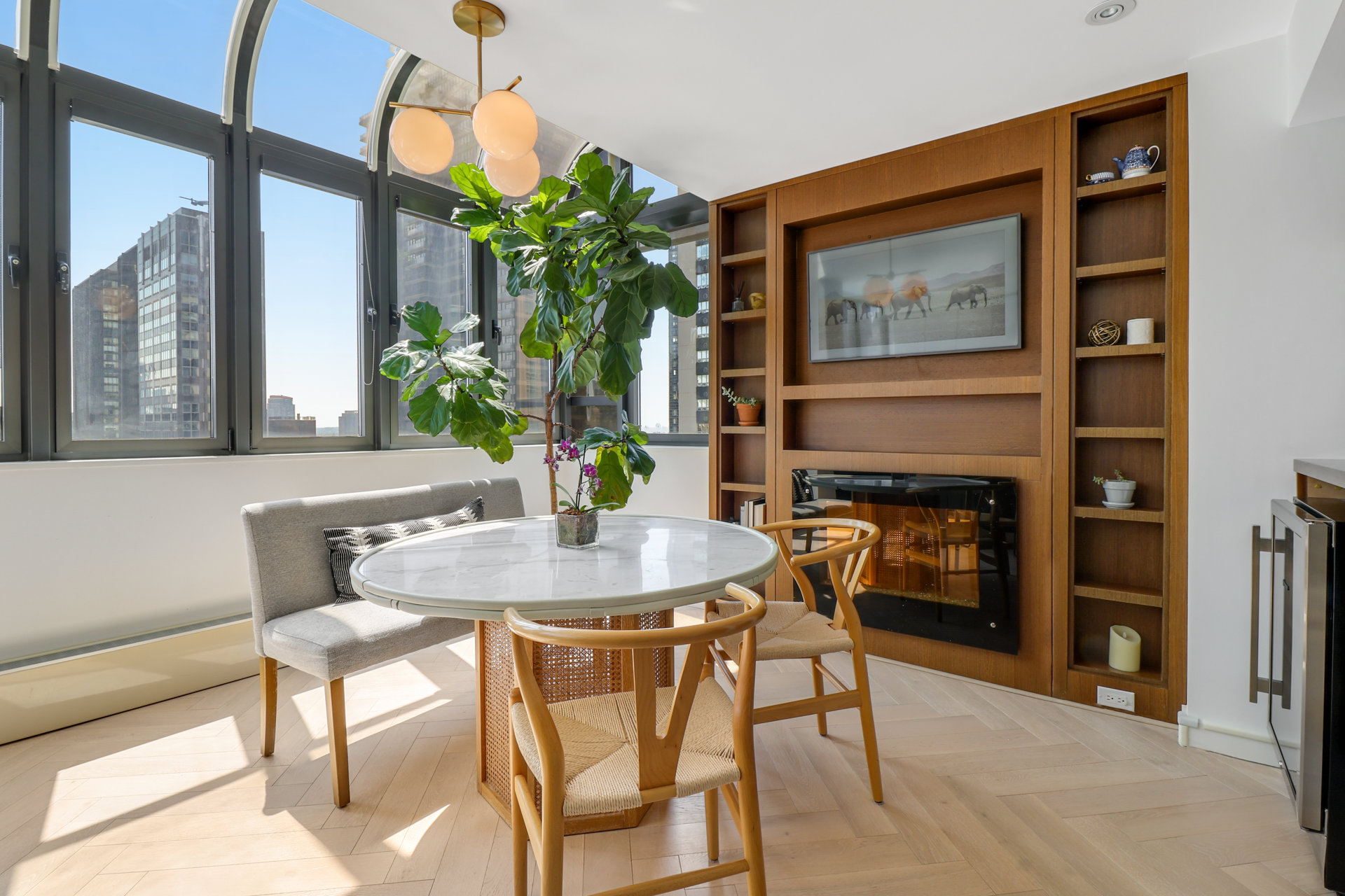 303 East 49th Street PH22/23 Turtle Bay New York NY 10017