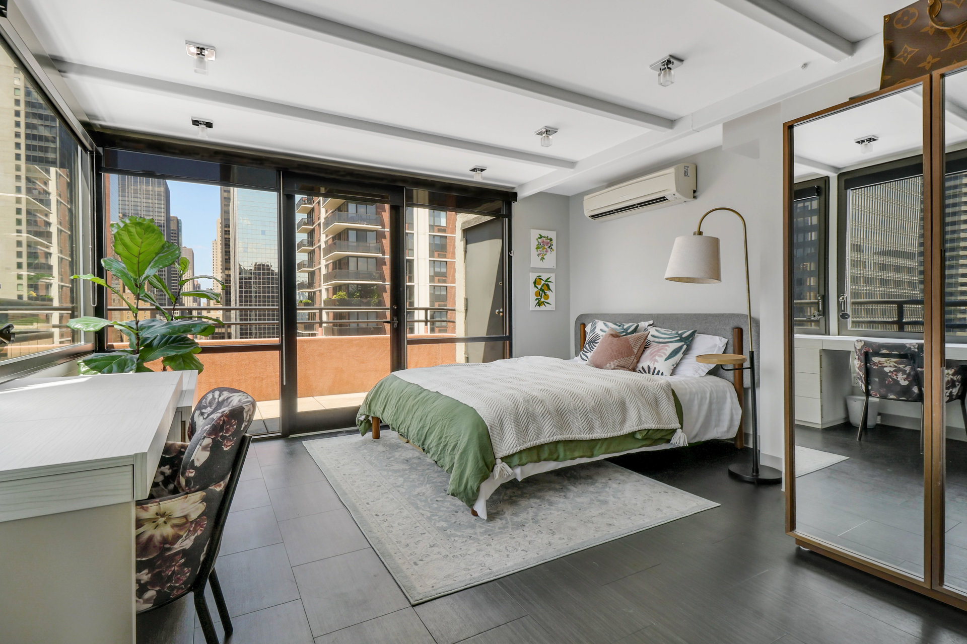 303 East 49th Street PH22/23 Turtle Bay New York NY 10017