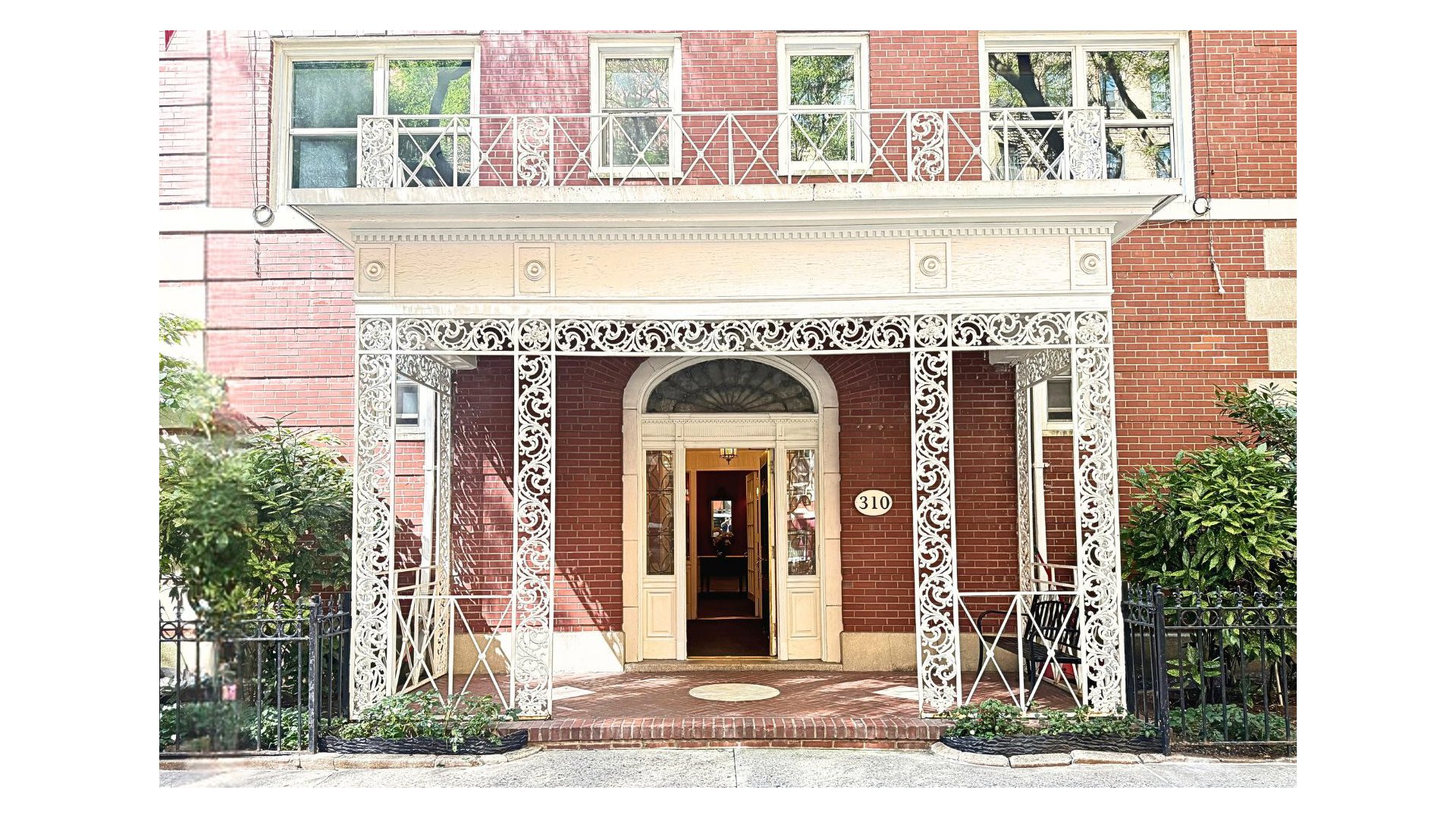 310 West 55th Street 4B Clinton New York NY 10019