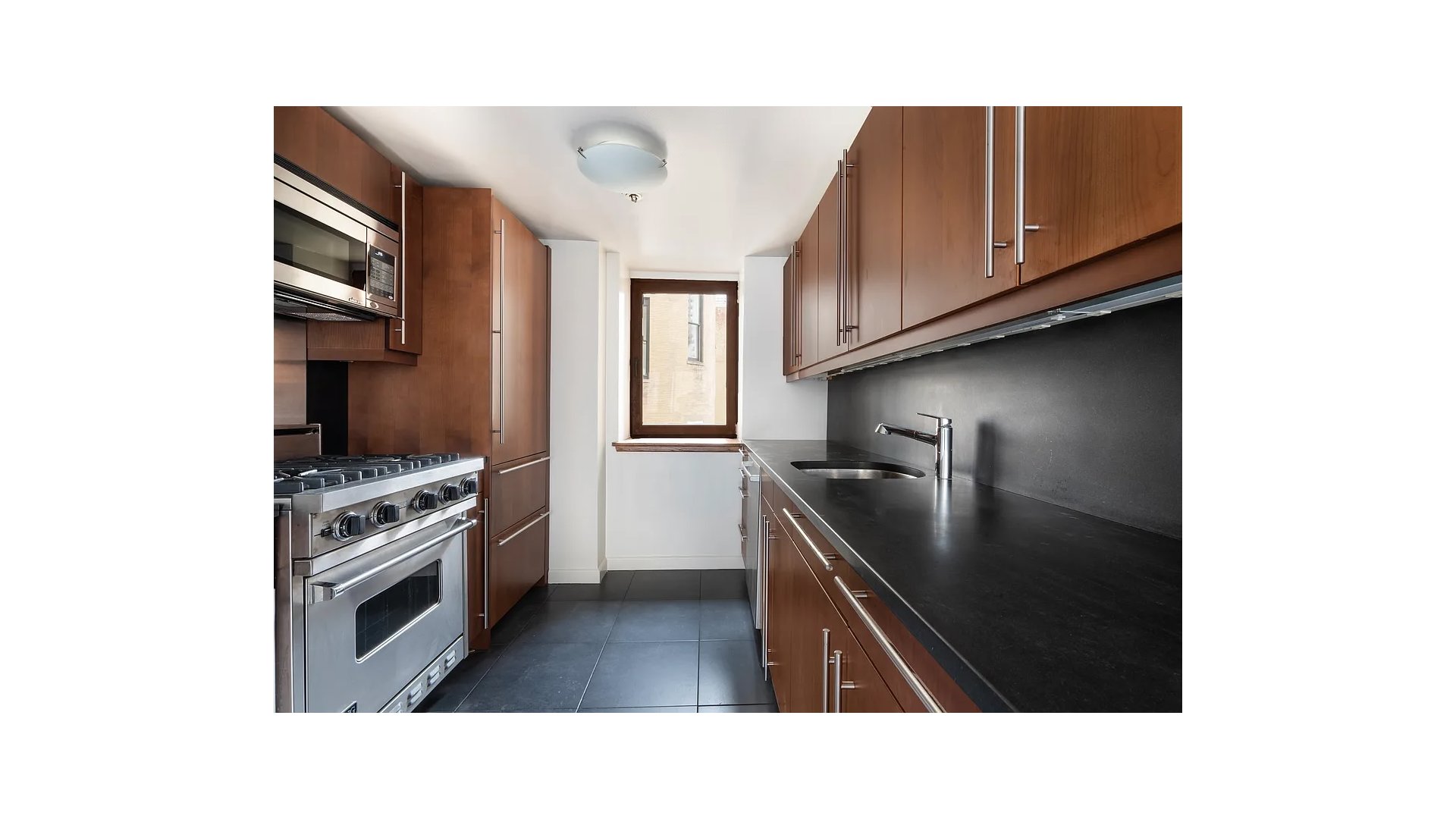 305 Second Avenue Gramercy Park New York NY 10003