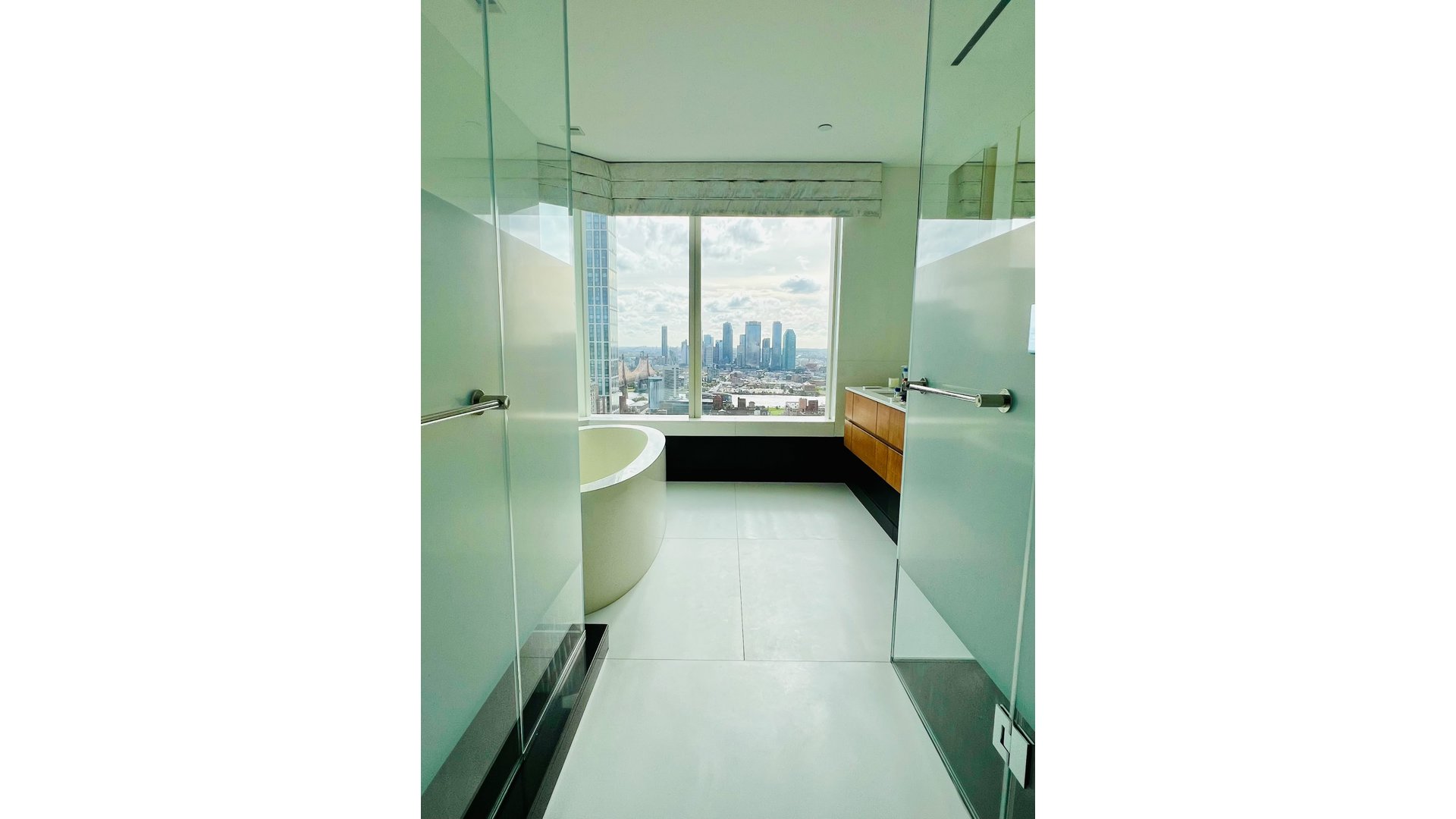 252 East 57th Street 44B Turtle Bay New York NY 10022