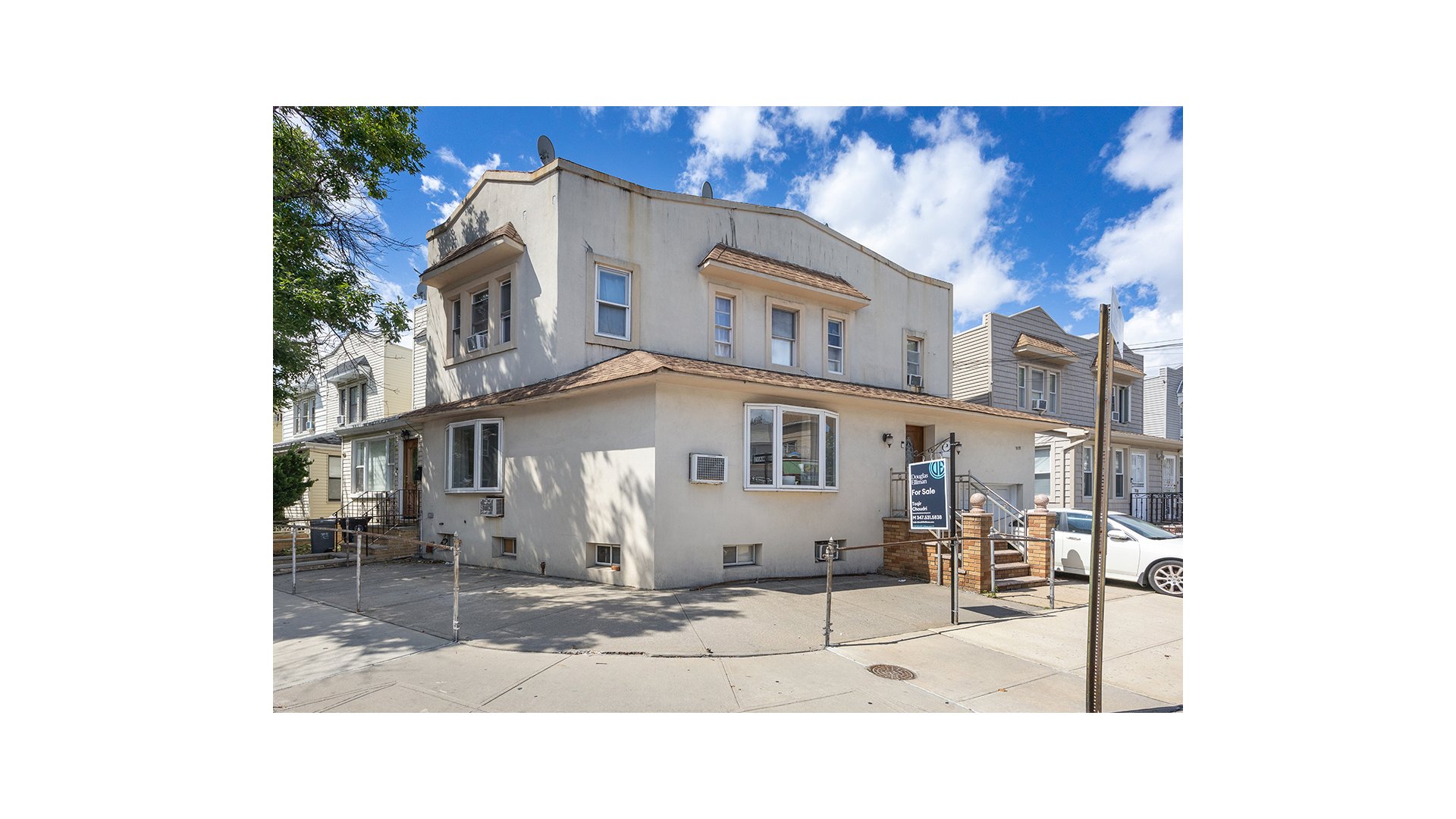 76-22 60th Lane Glendale Queens NY 11385