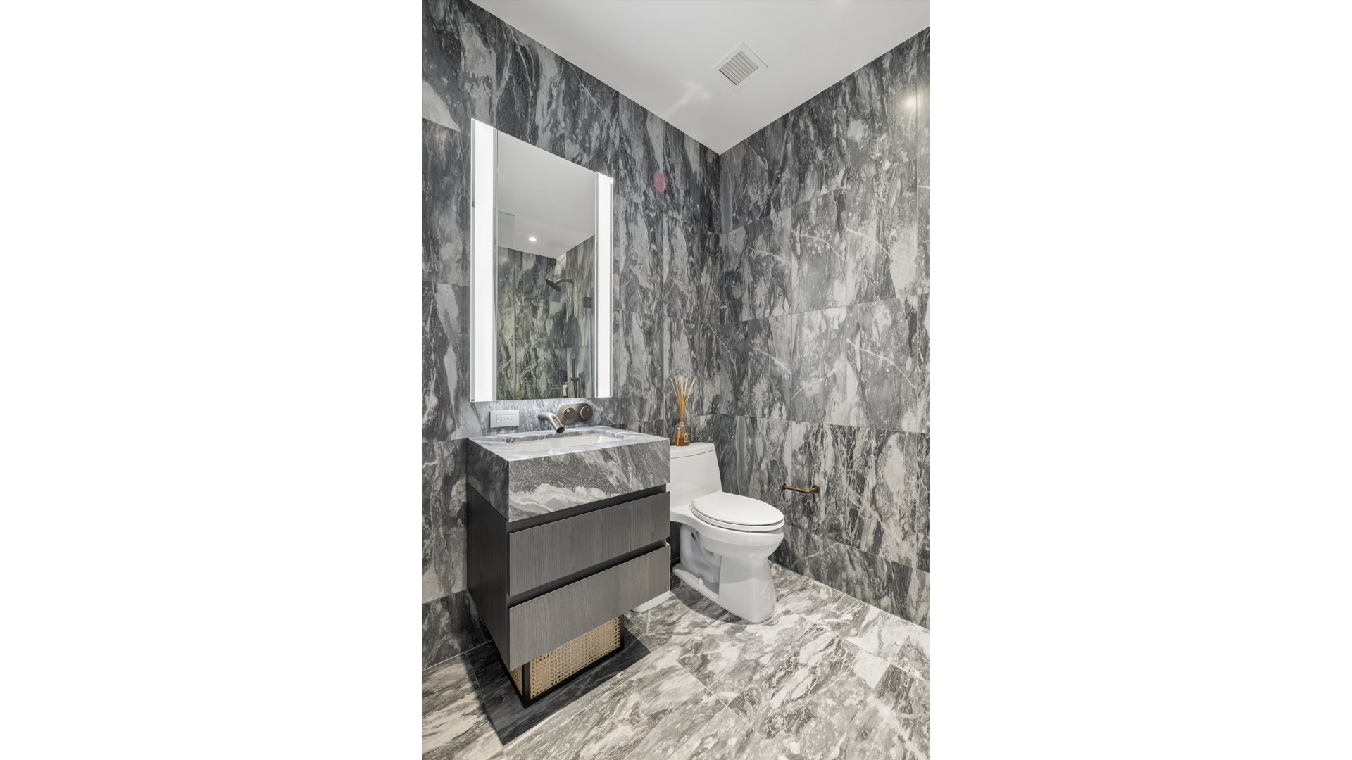 130 William Street 37E Seaport District New York NY 10038
