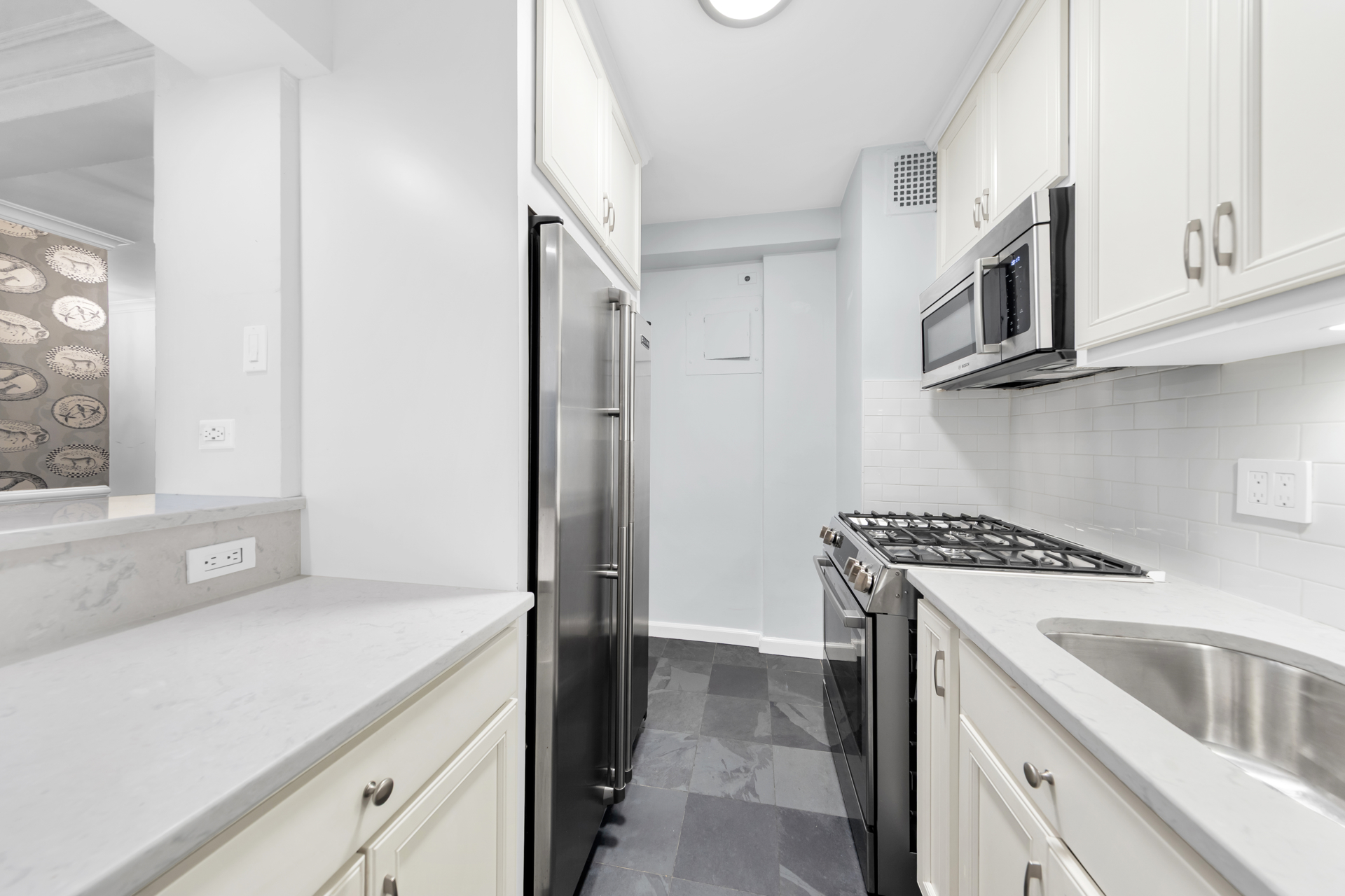 415 East 52nd Street Beekman Place New York NY 10022