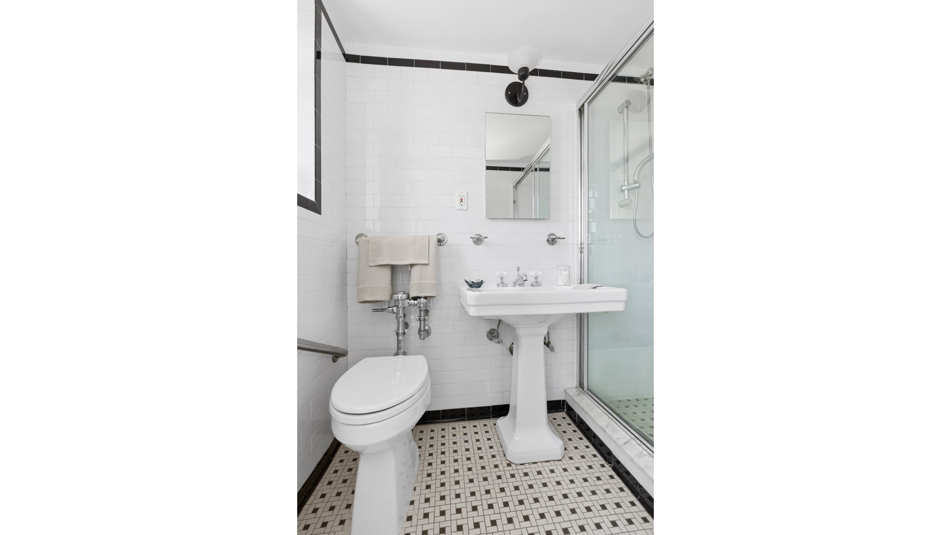 470 West 24th Street 14C Chelsea New York NY 10011
