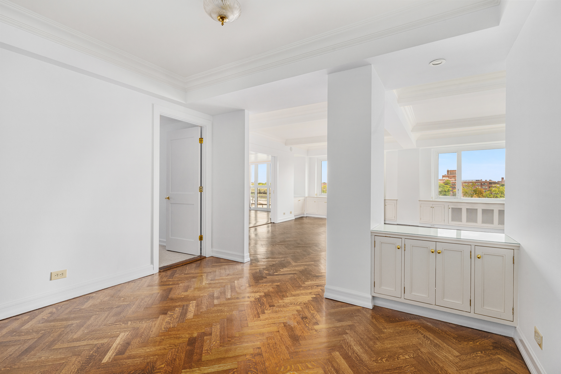 33 East End Avenue 3AB Upper East Side New York NY 10028