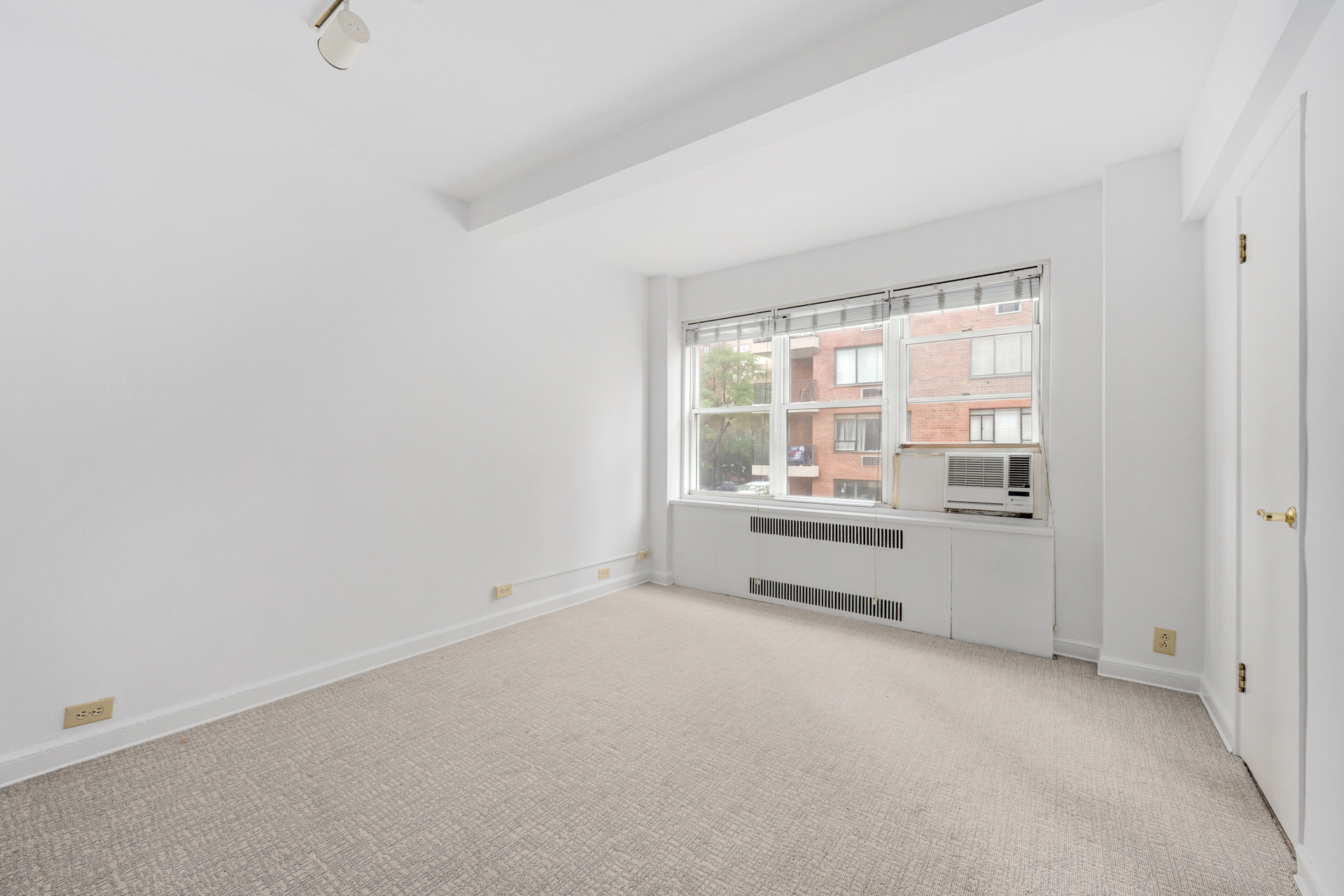 33 East End Avenue 3AB Upper East Side New York NY 10028