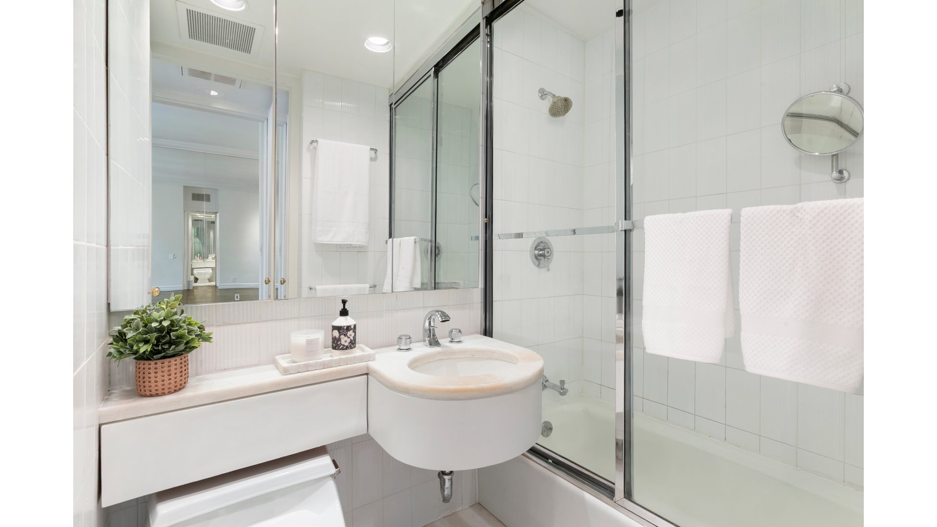 25 East 69th Street Upper East Side New York NY 10021