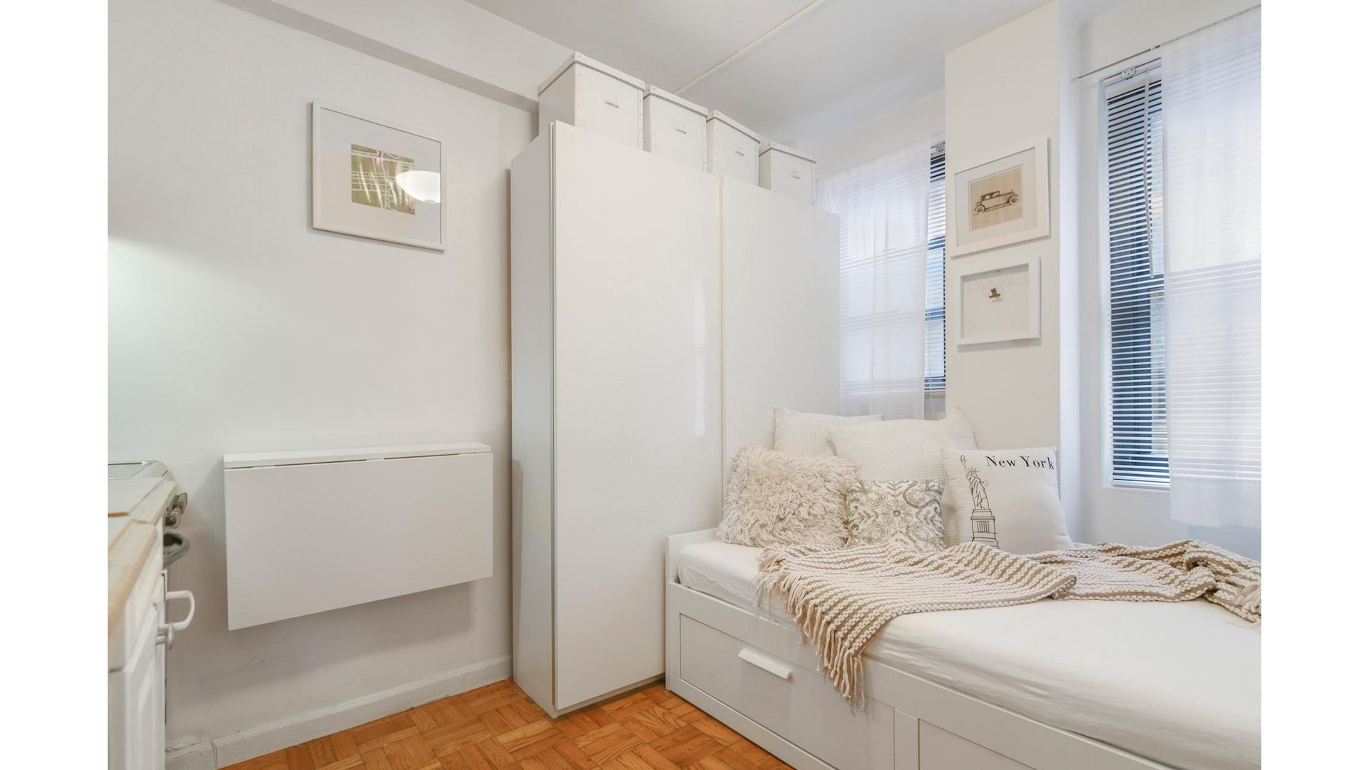 135 East 54th Street MR3 Midtown East New York NY 10022