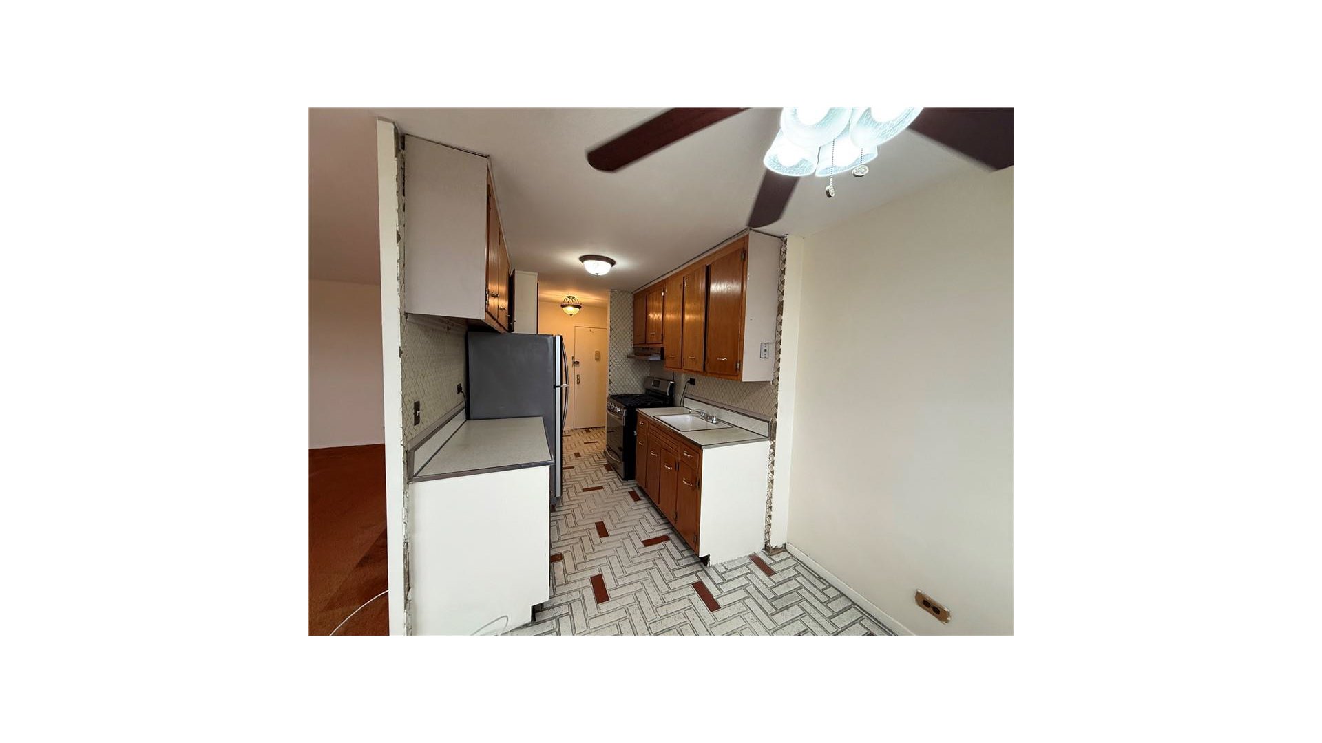 2475 West 16th Street 18G Gravesend Brooklyn NY 11214
