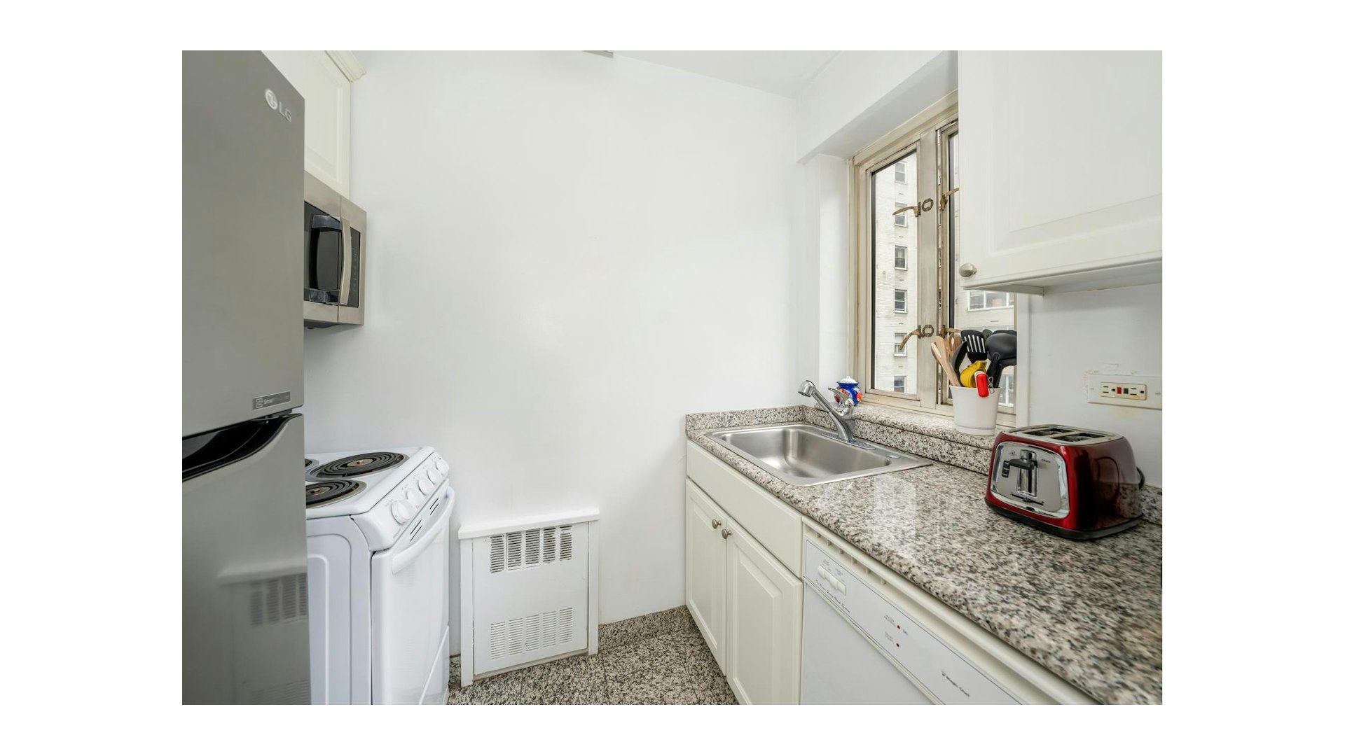166 East 63rd Street 6B Upper East Side New York NY 10065