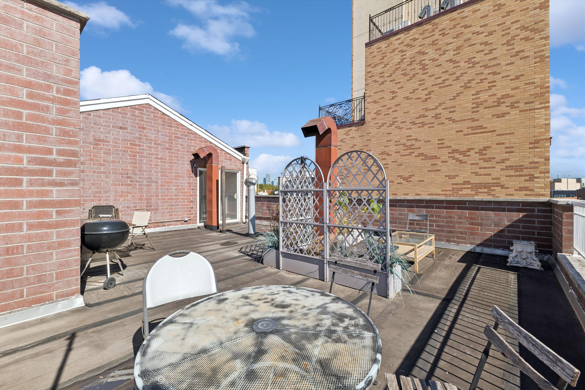 61 Herbert Street 4B East Williamsburg Brooklyn NY 11222