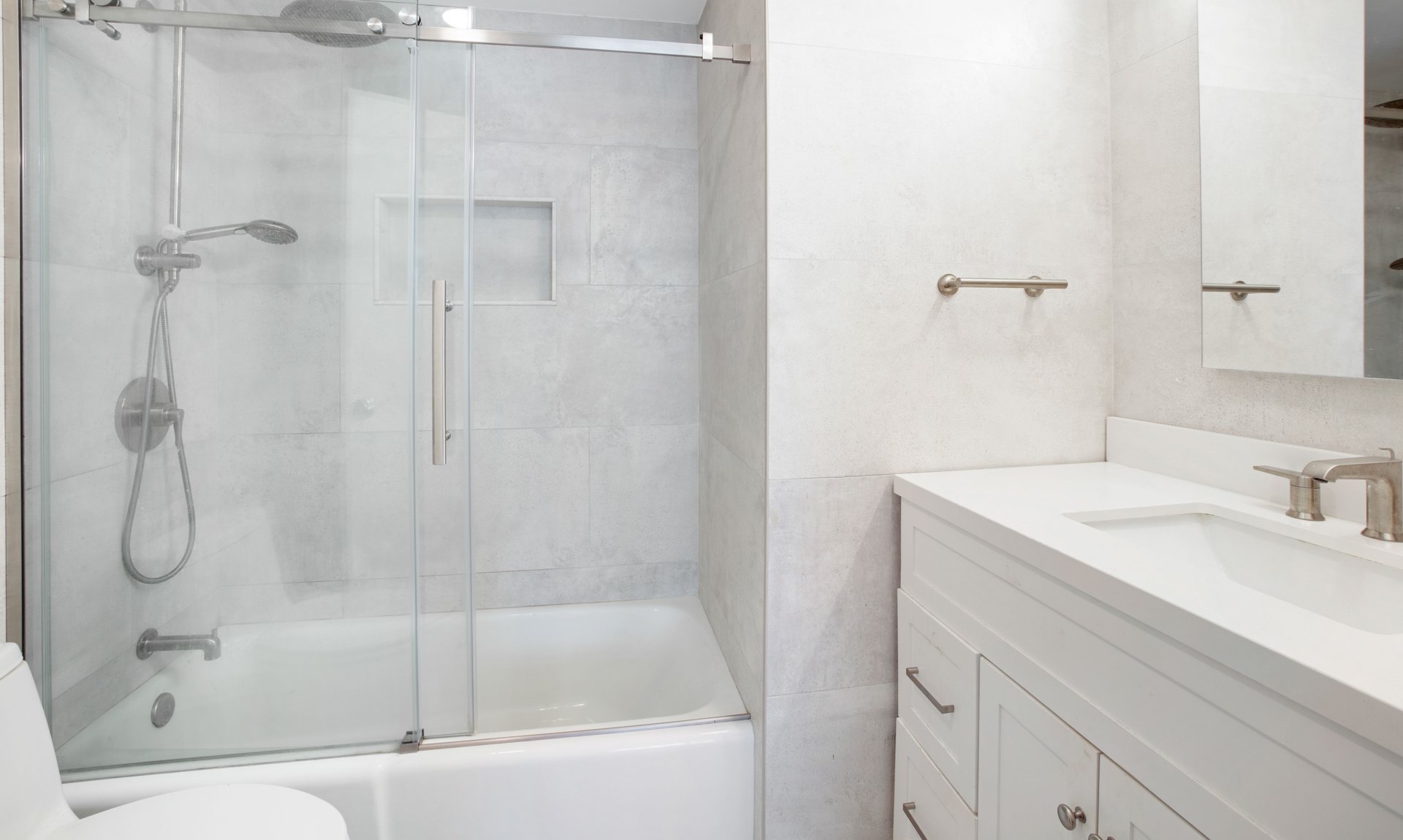 400 East 70th Street 1605 Upper East Side New York NY 10021