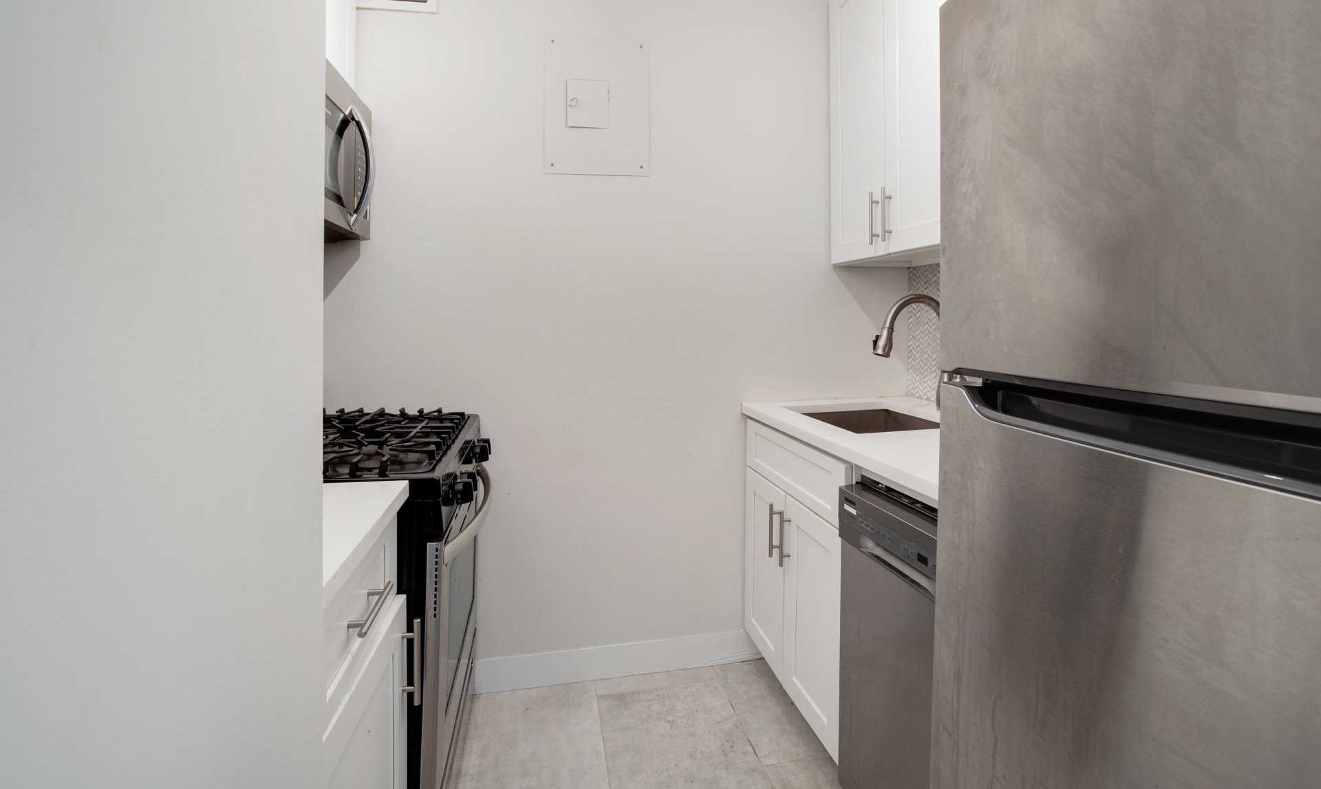 400 East 70th Street 1605 Upper East Side New York NY 10021