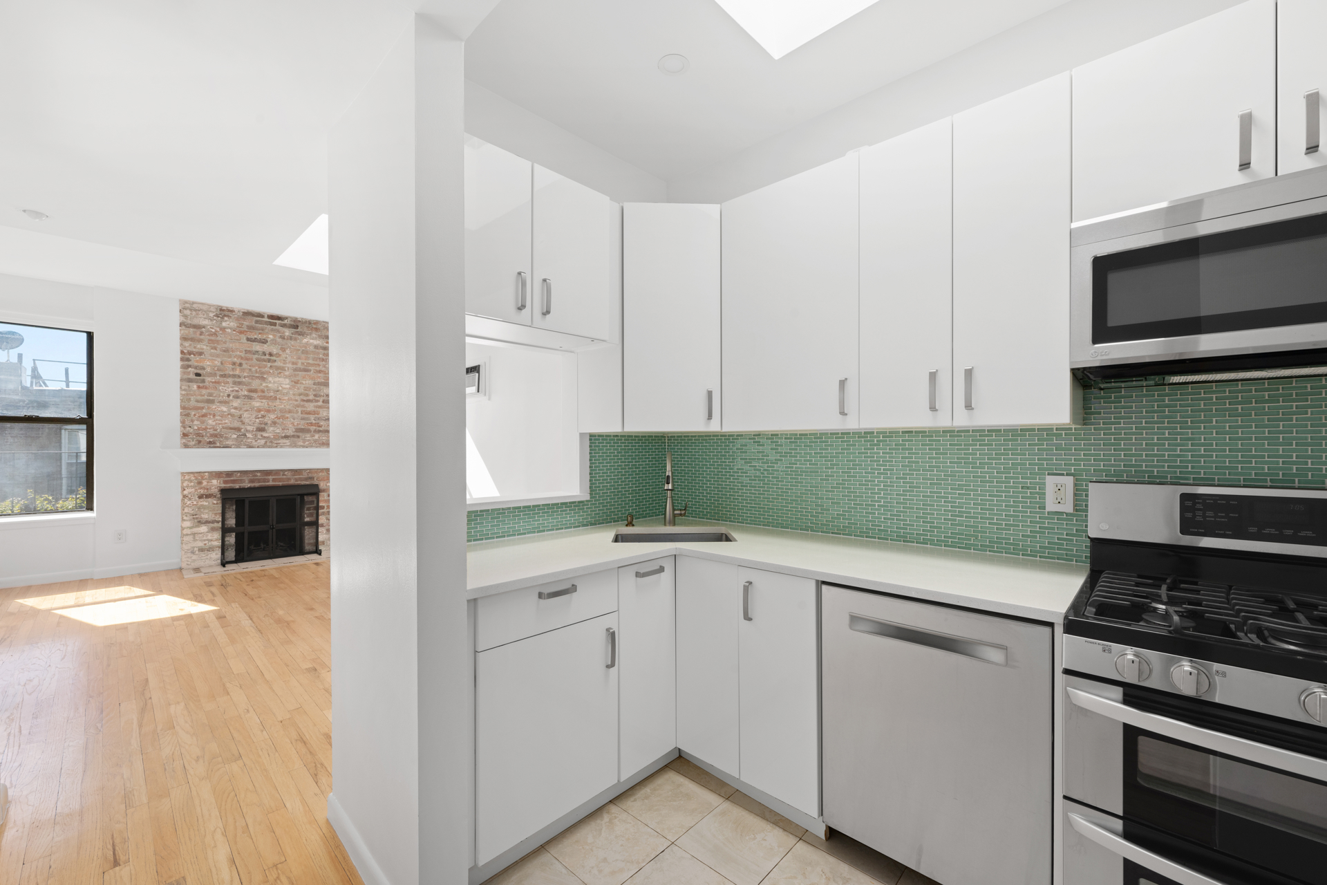 190 Garfield Place 5G Park Slope Brooklyn NY 11215