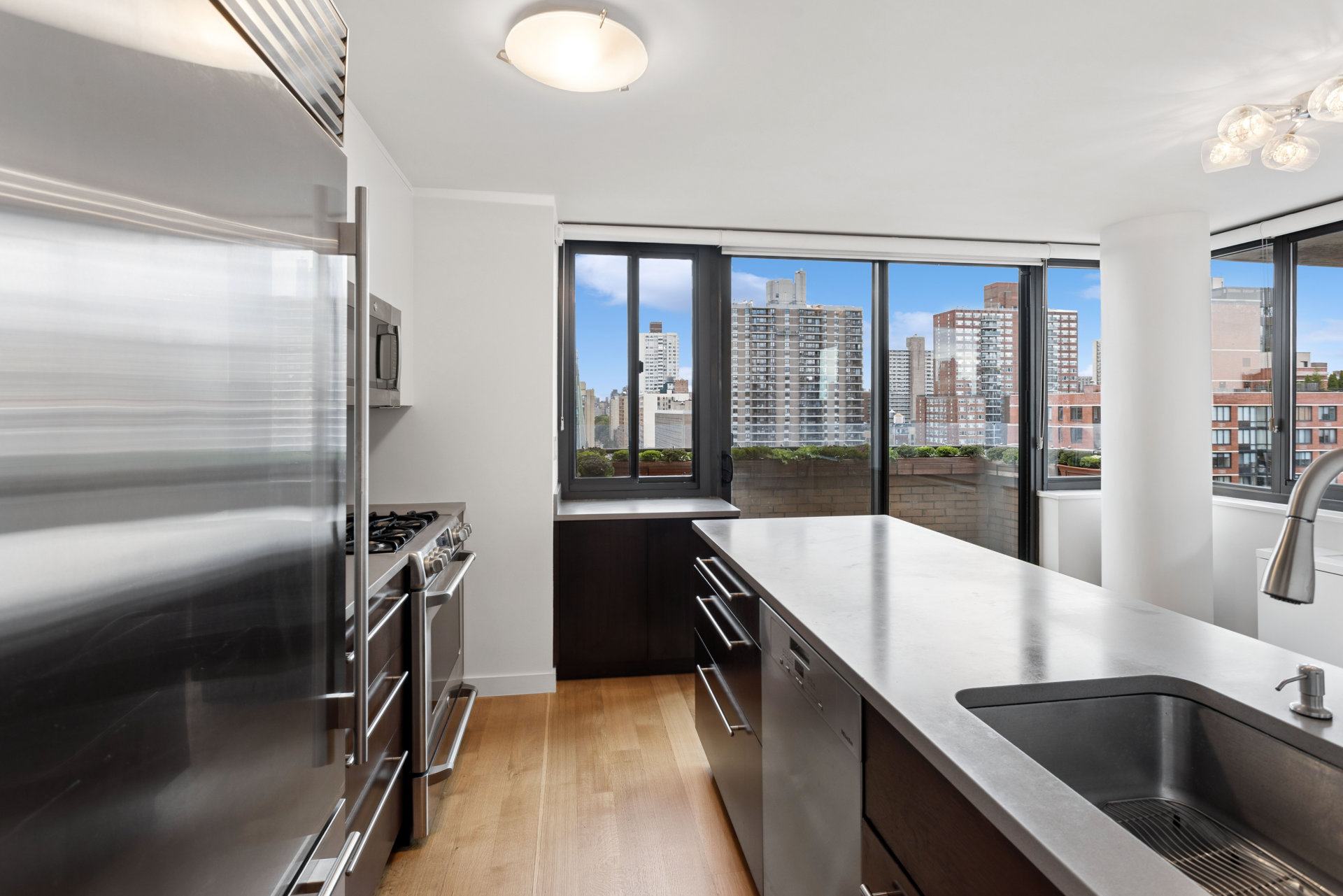 275 West 96th Street 20G Upper West Side New York NY 10025