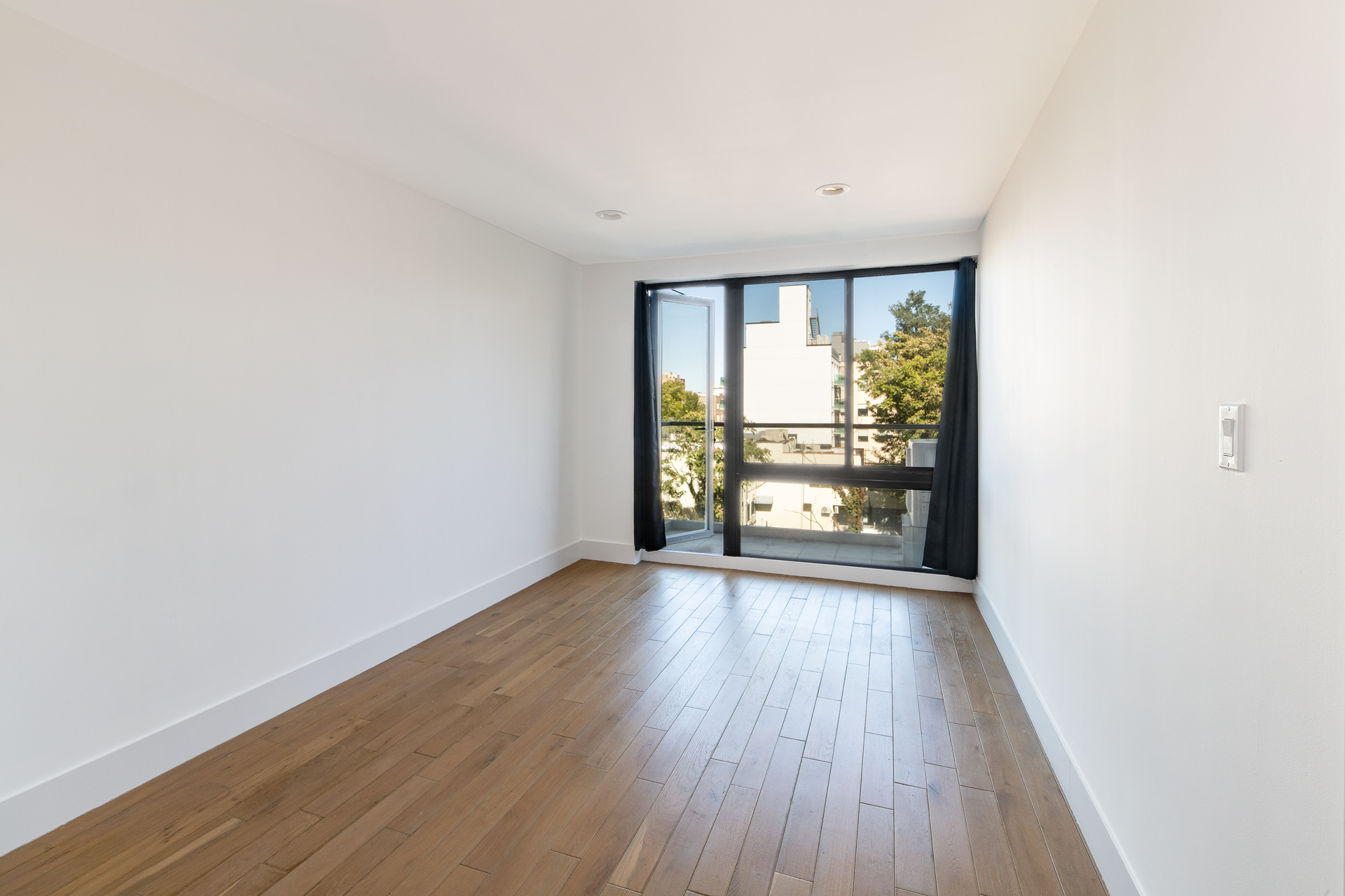 27-05 41st Avenue 5B Long Island City Queens NY 11101