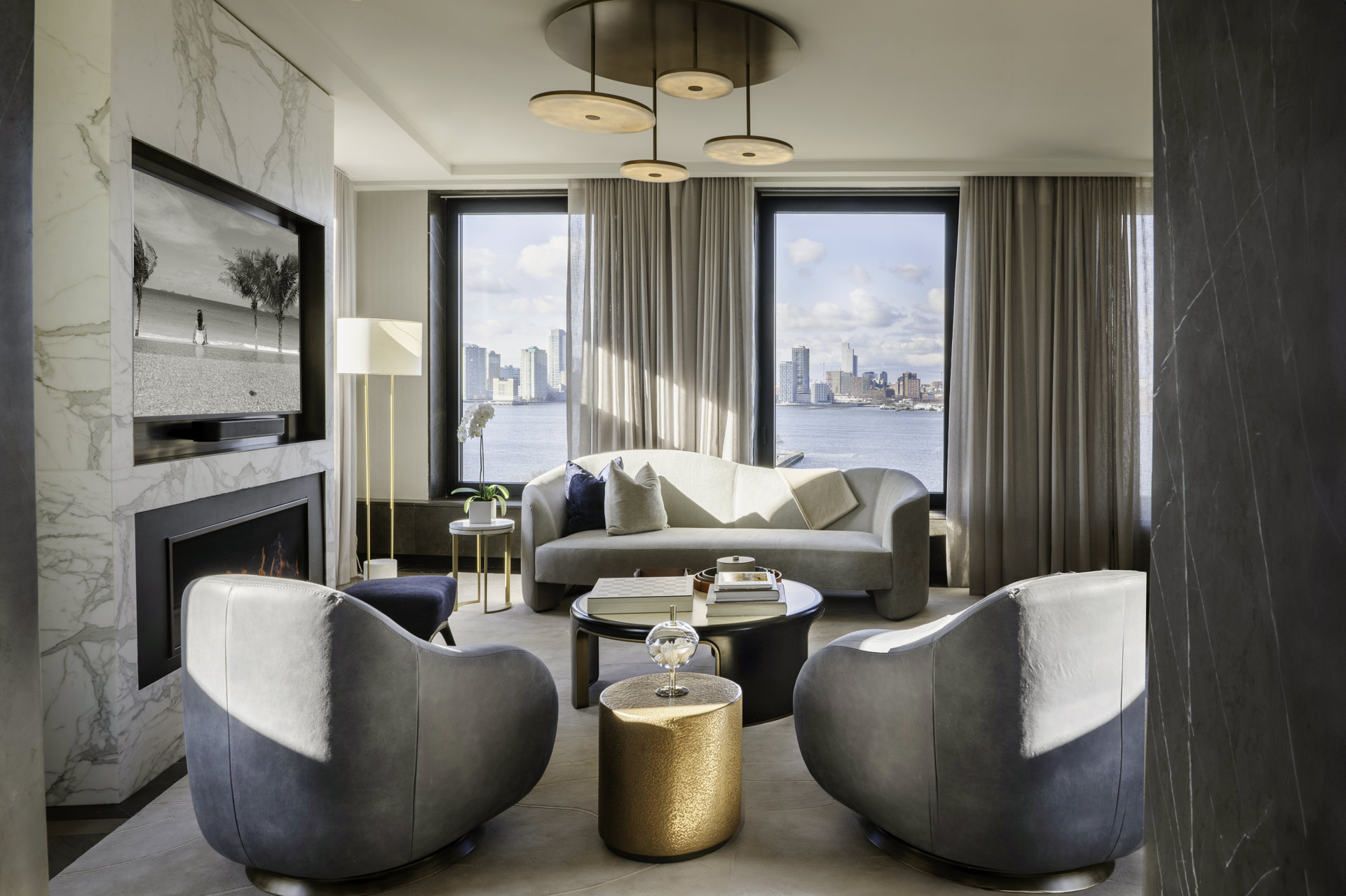 401 West Street 7 W. Greenwich Village New York NY 10014