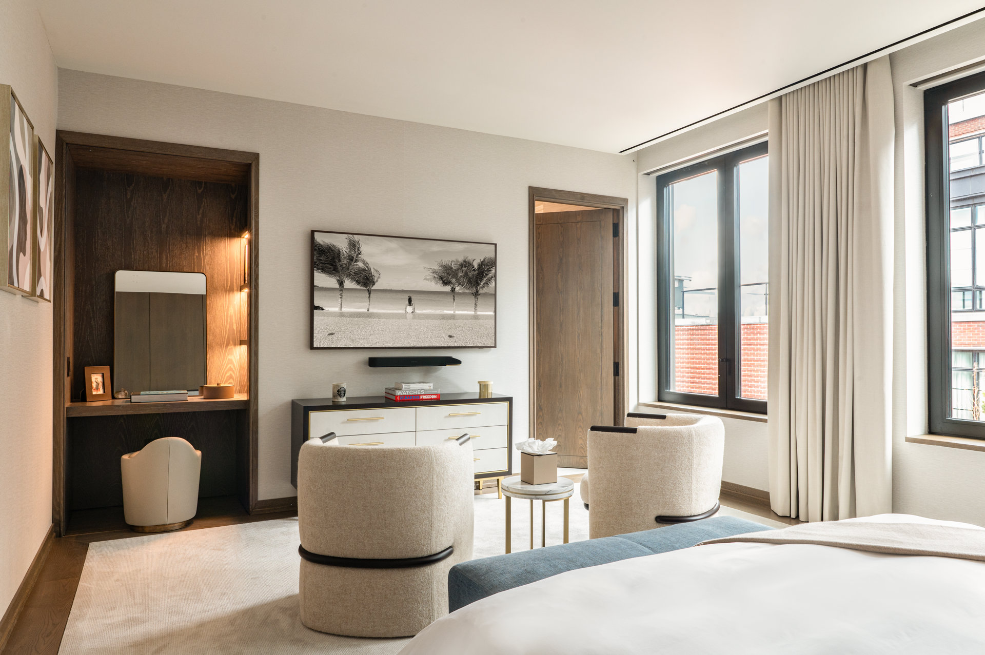 401 West Street 7 W. Greenwich Village New York NY 10014