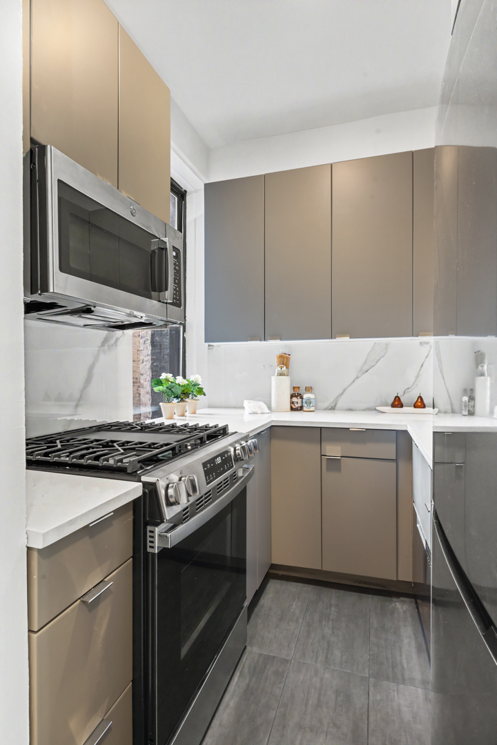 265 Riverside Drive 9D Upper West Side New York NY 10025