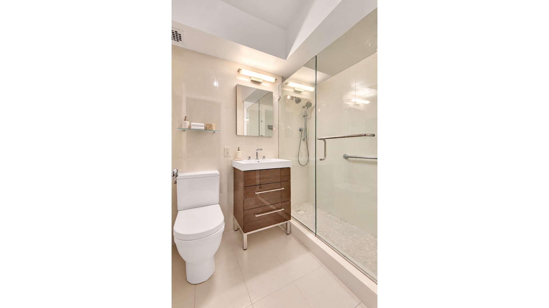 165 East 72nd Street 2M Upper East Side New York NY 10021