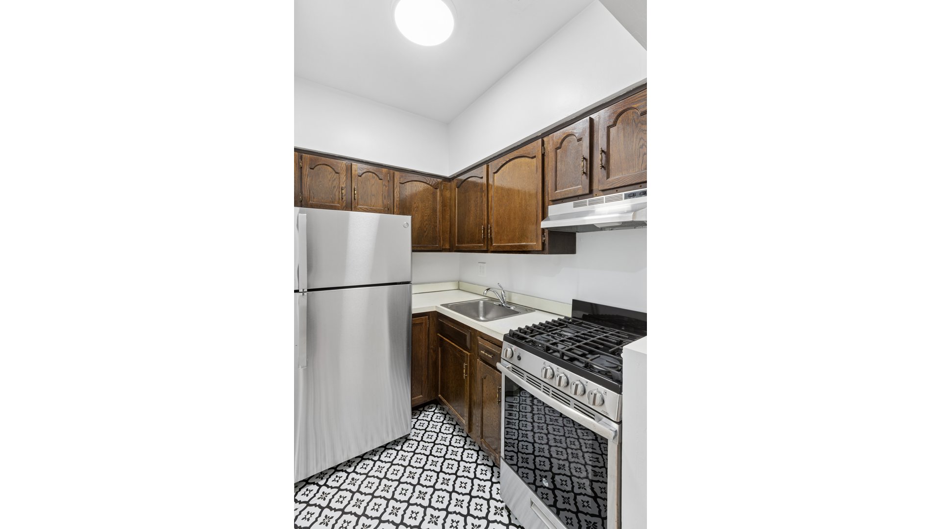 235 West 70th Street 6D Lincoln Square New York NY 10023