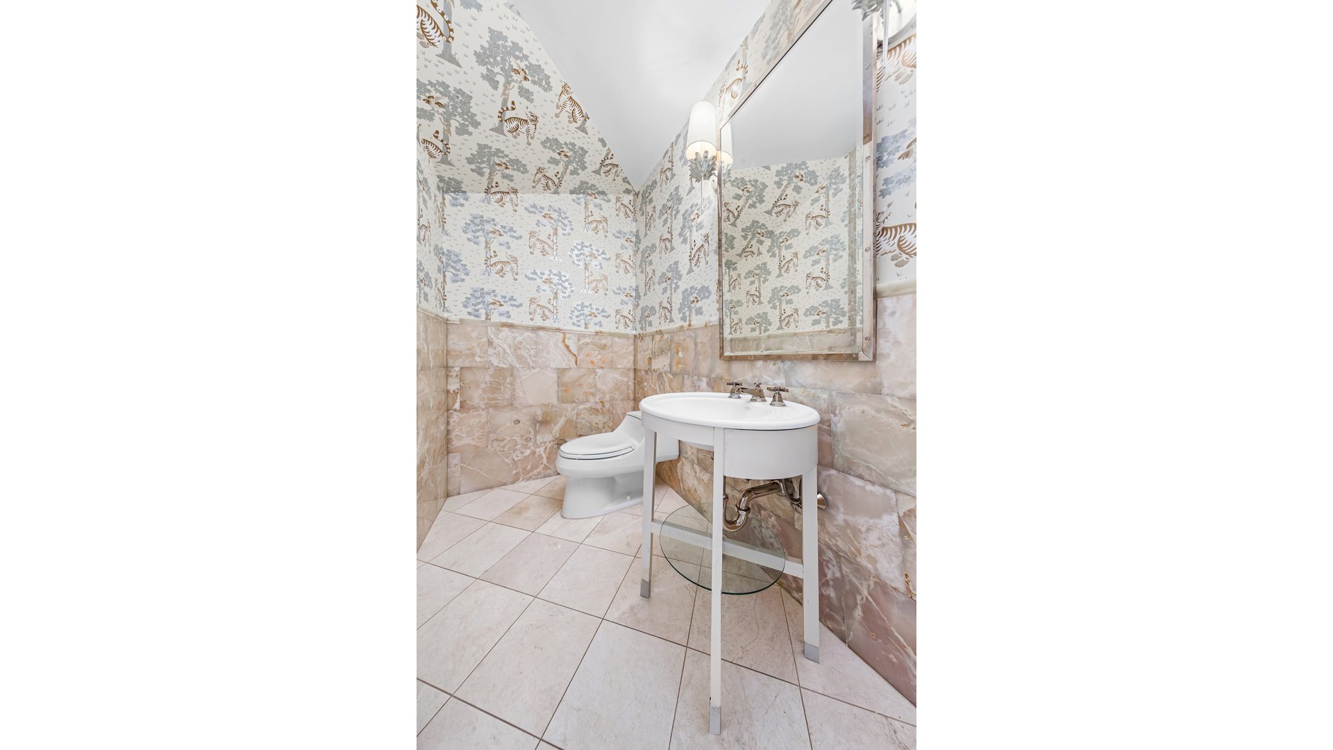 18 East 62nd Street 4/5 Upper East Side New York NY 10065